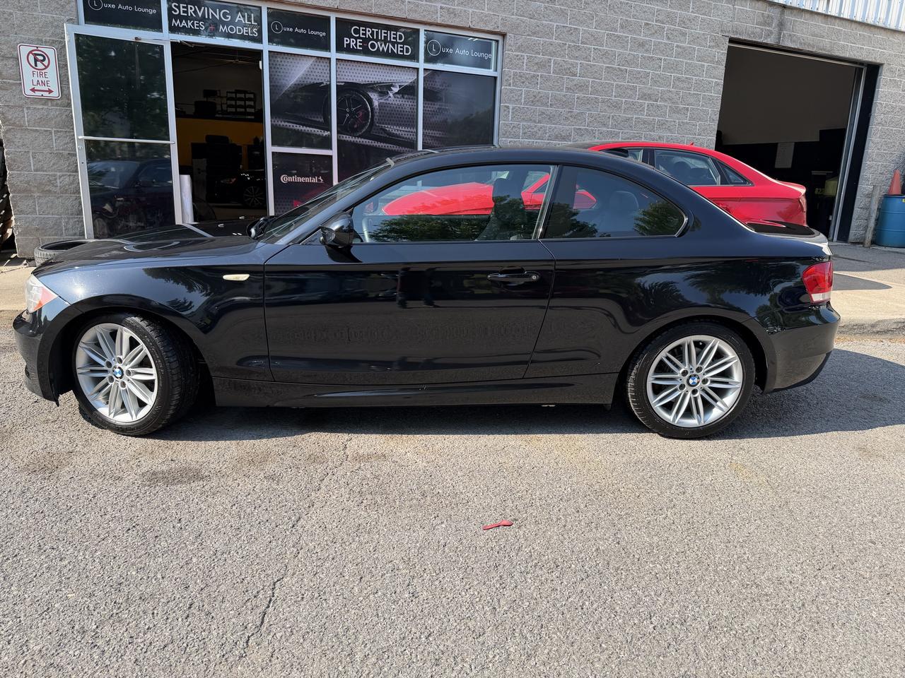 2012 BMW 1 Series 128i - M SPORT PKG, ABSOLUTELY MINT SHAPE!!! Photo