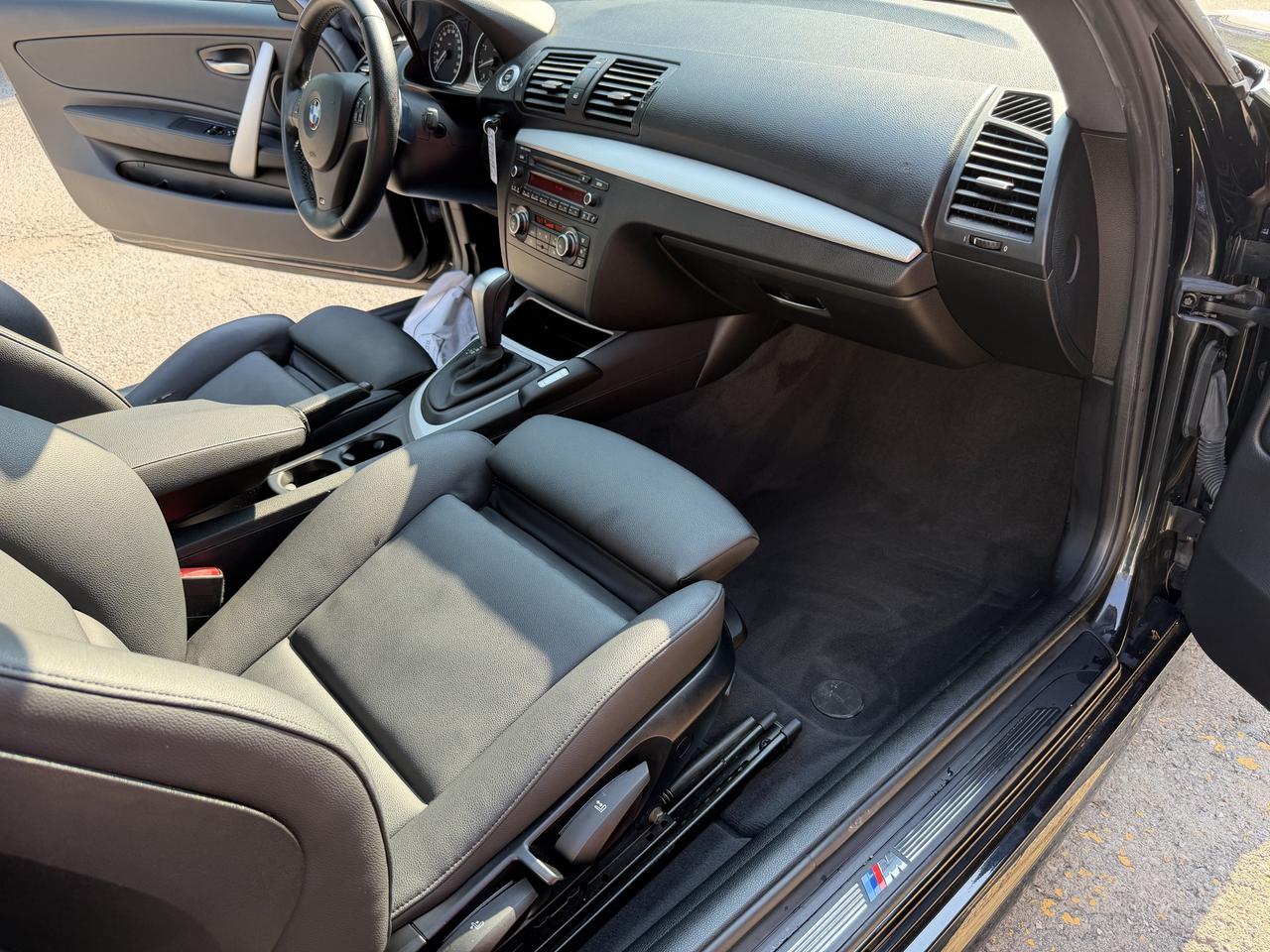 2012 BMW 1 Series 128i - M SPORT PKG, ABSOLUTELY MINT SHAPE!!! - Photo #35