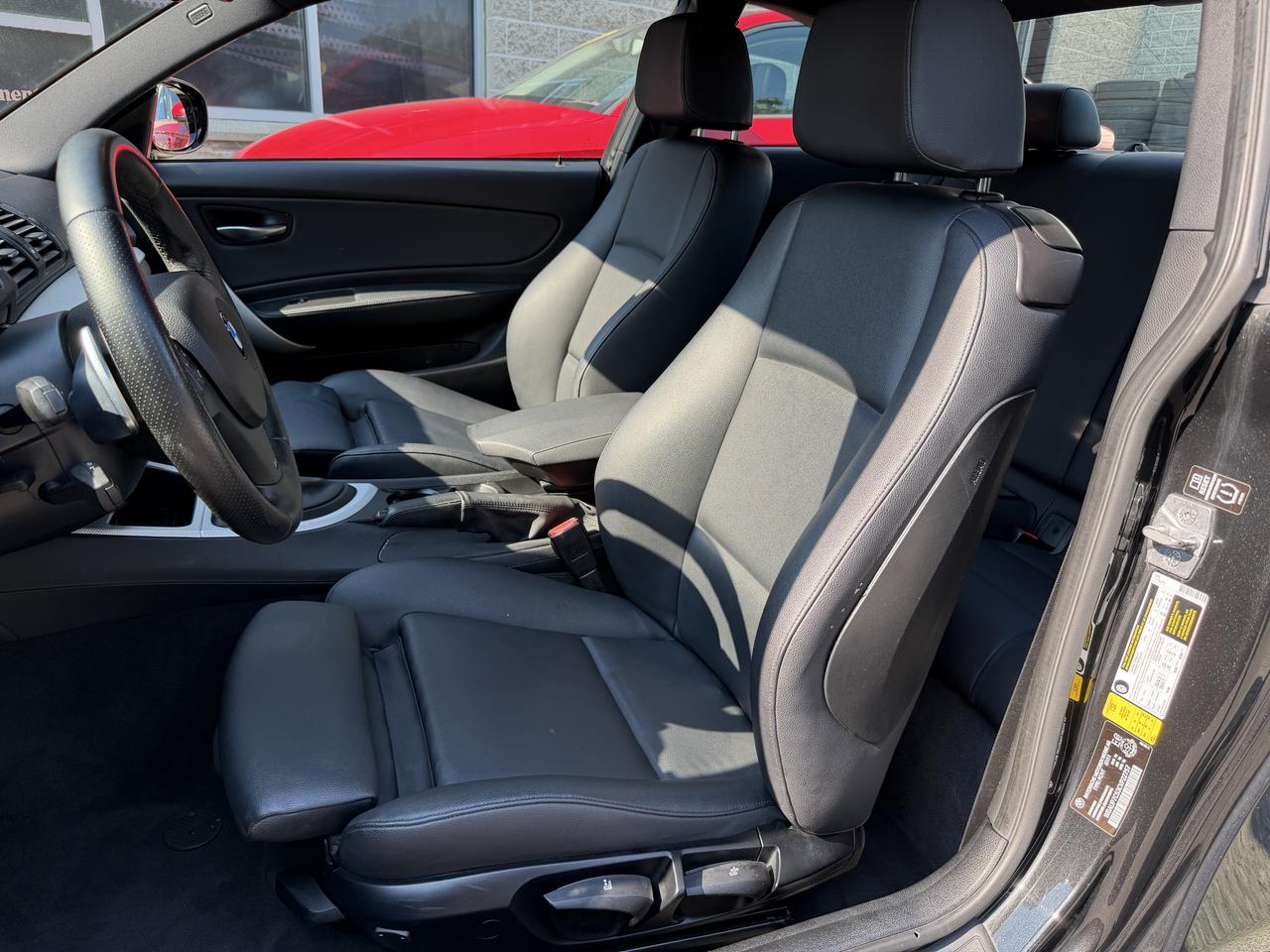 2012 BMW 1 Series 128i - M SPORT PKG, ABSOLUTELY MINT SHAPE!!! Photo
