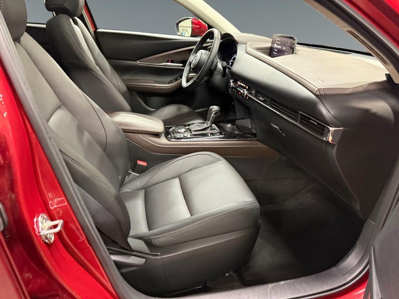 2025 Mazda CX-30 GT AWD Photo