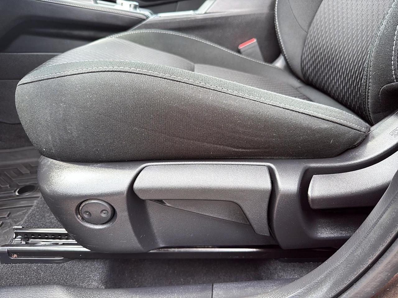 2022 Mitsubishi Outlander SE Car Play|Sunroof|One Owner Photo