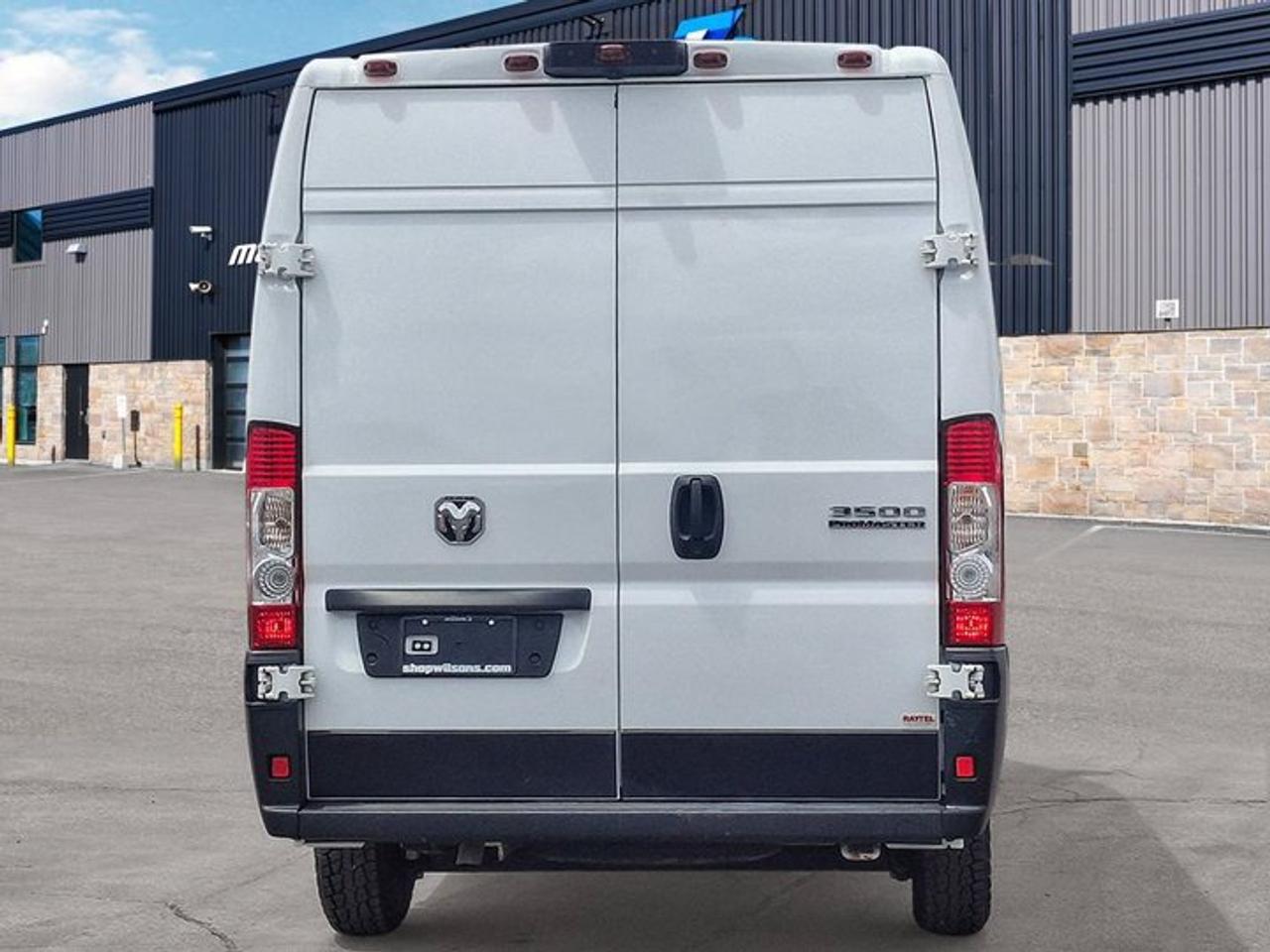 2024 RAM Cargo Van ProMaster 159" WB Extended High Roof | Partition | Adaptive Cruise | Vinyl Bucket Seats | CarPlay | and More ! Photo