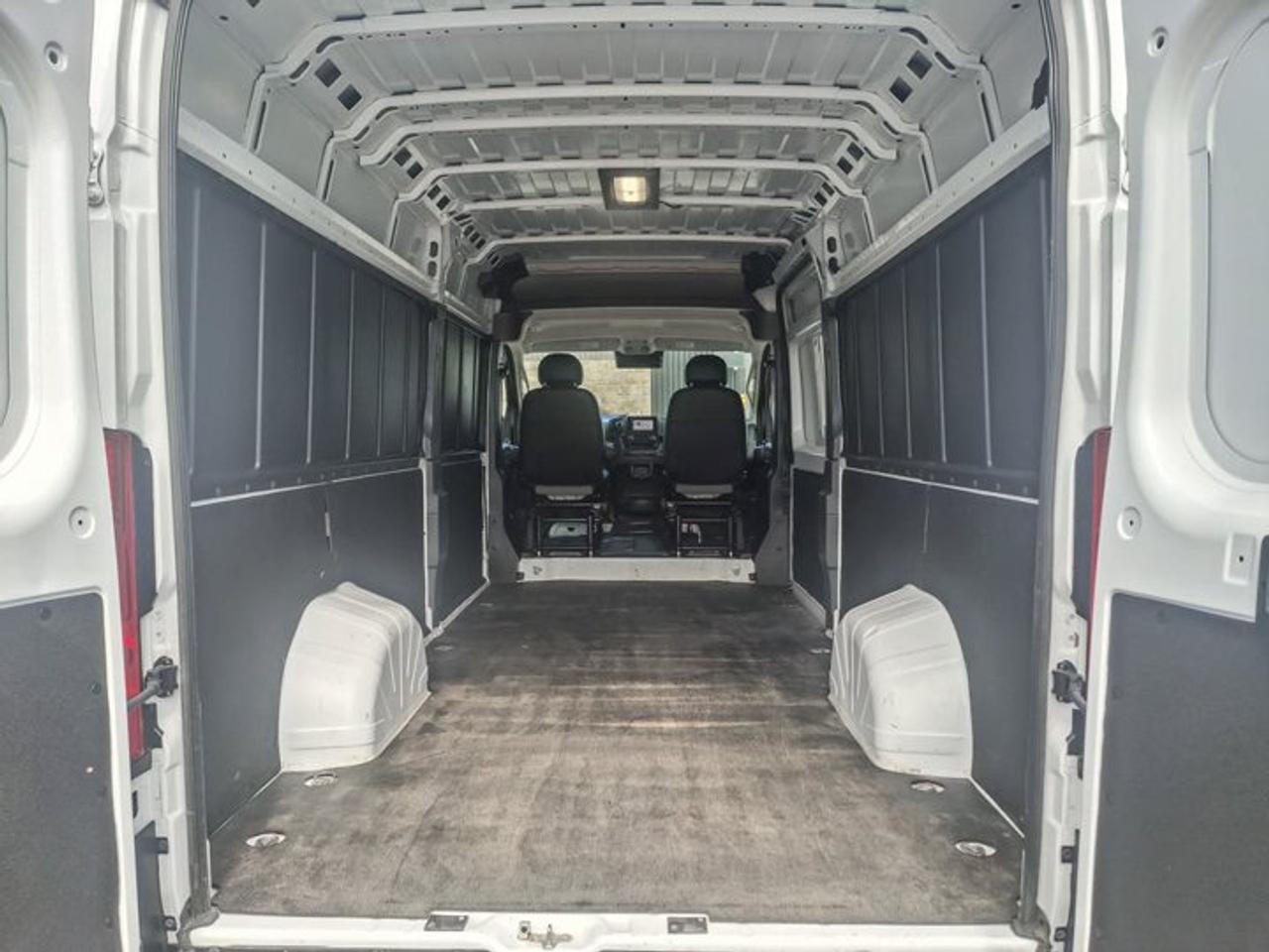 2025 RAM Cargo Van ProMaster 159" WB Extended High Roof | Adaptive Cruise | Vinyl Bucket Seats | CarPlay + Android | and More ! Photo