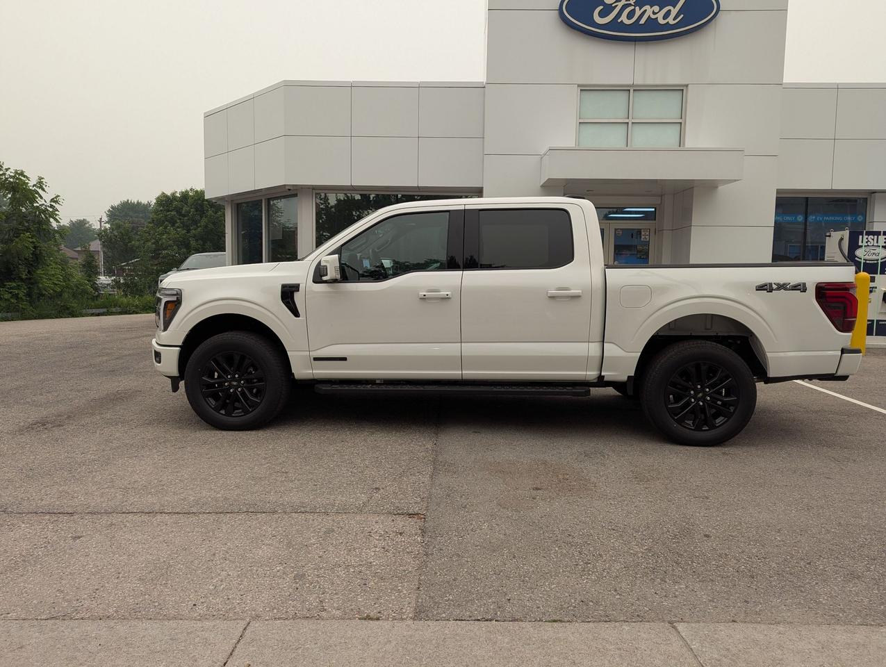 2026 Ford F-150 Lariat Supercrew Hybrid 501A 4x4 Photo2