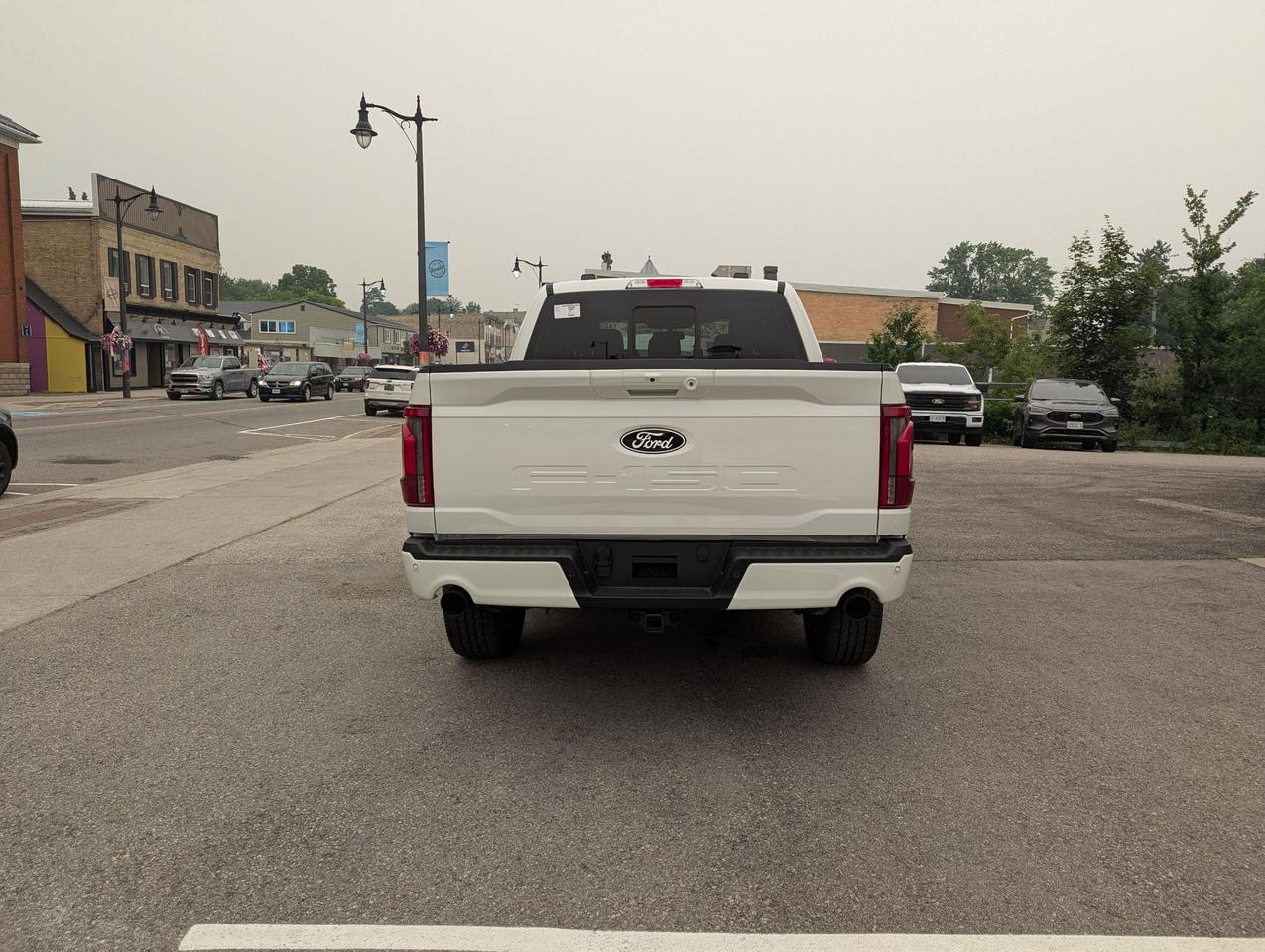 2026 Ford F-150 Lariat Supercrew Hybrid 501A 4x4 Photo4
