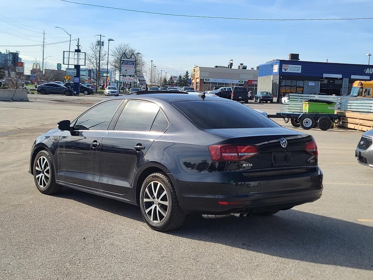 2016 Volkswagen Jetta SE Photo3