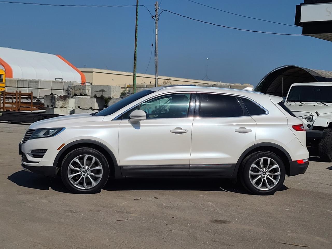 2015 Lincoln MKC Base Photo