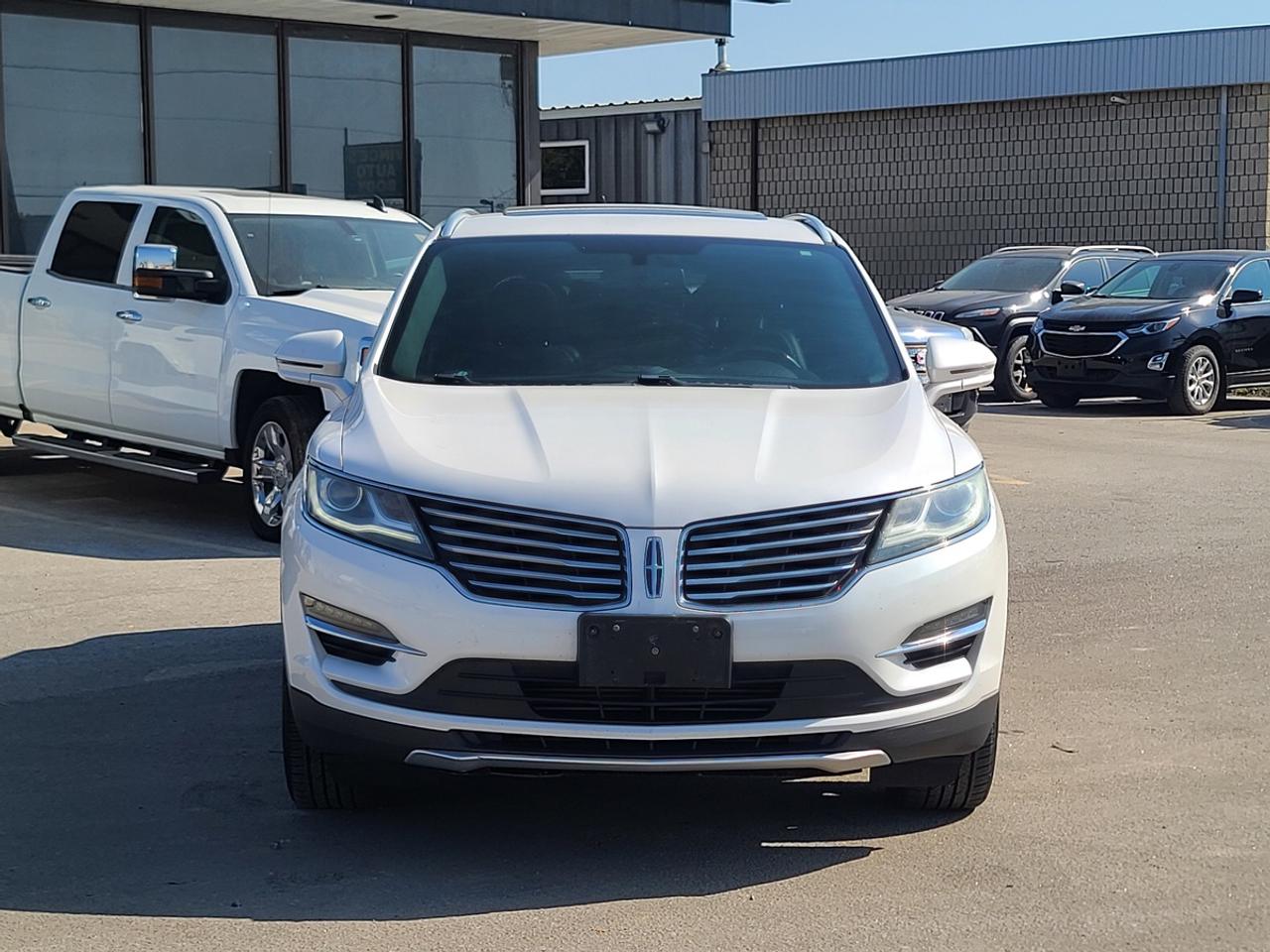 2015 Lincoln MKC Base Photo