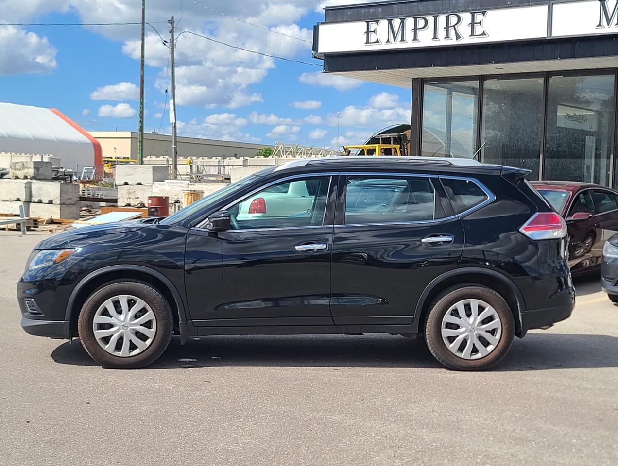 2016 Nissan Rogue S Photo