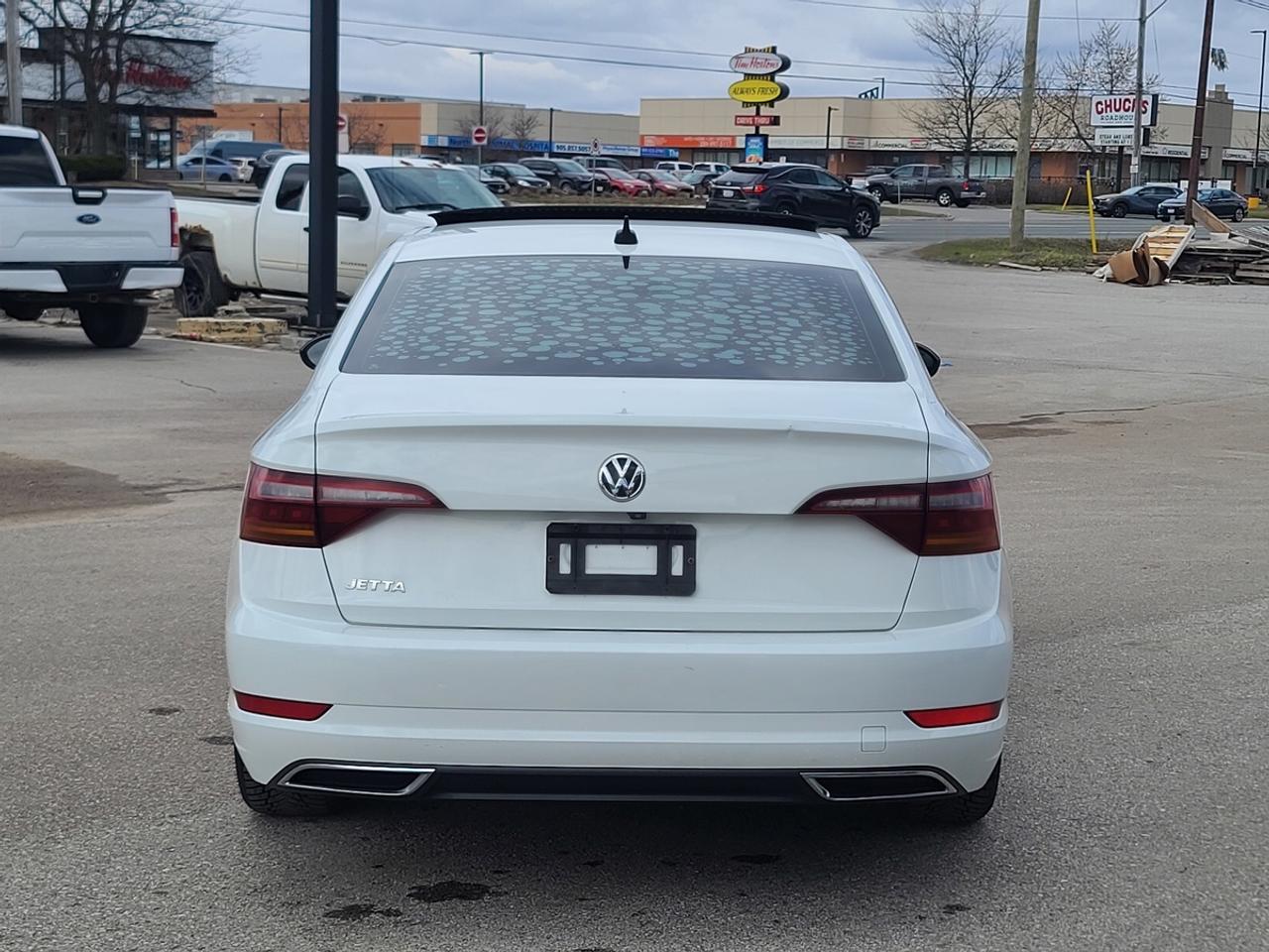 2019 Volkswagen Jetta SEL Photo