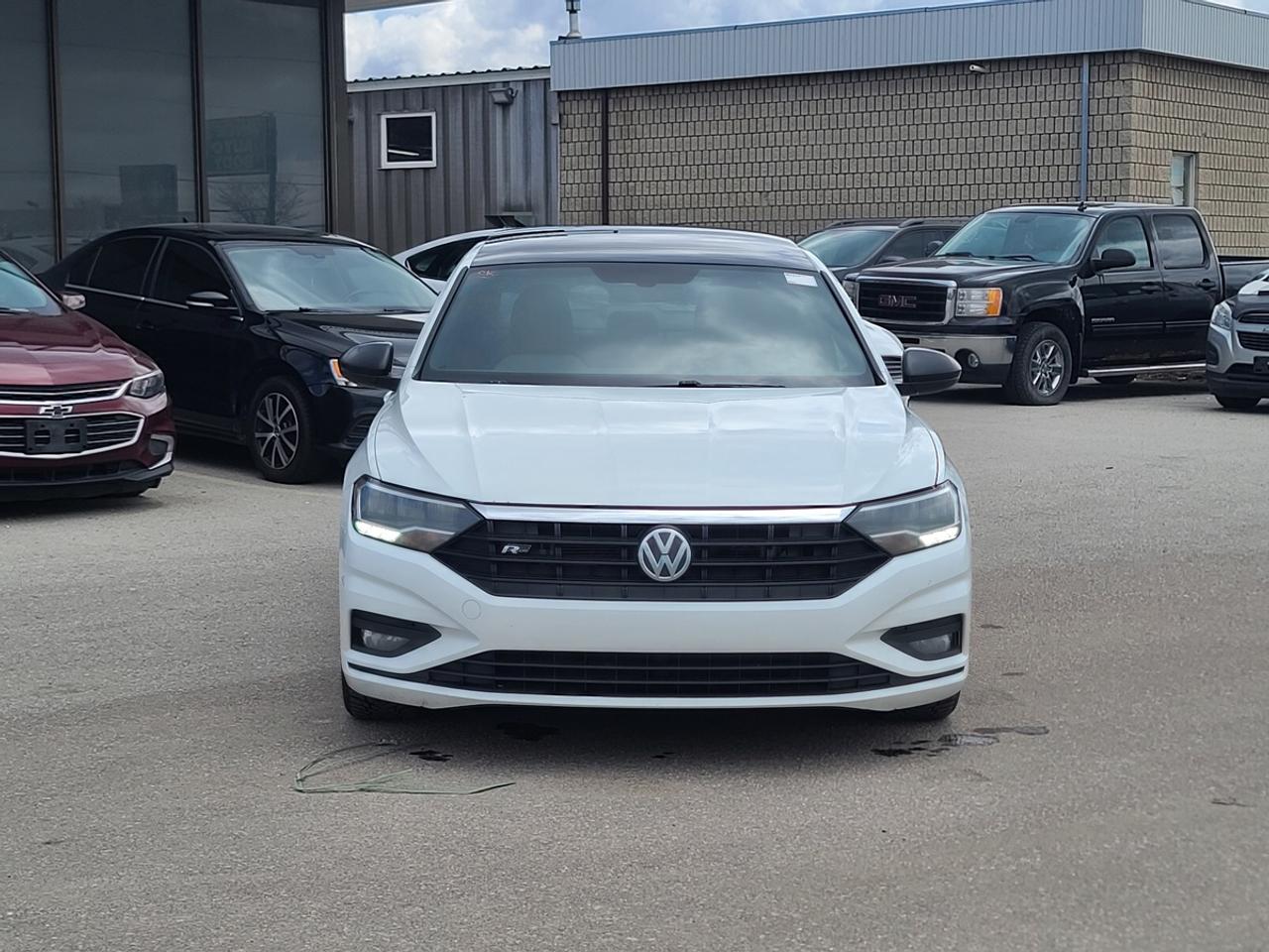 2019 Volkswagen Jetta SEL Photo