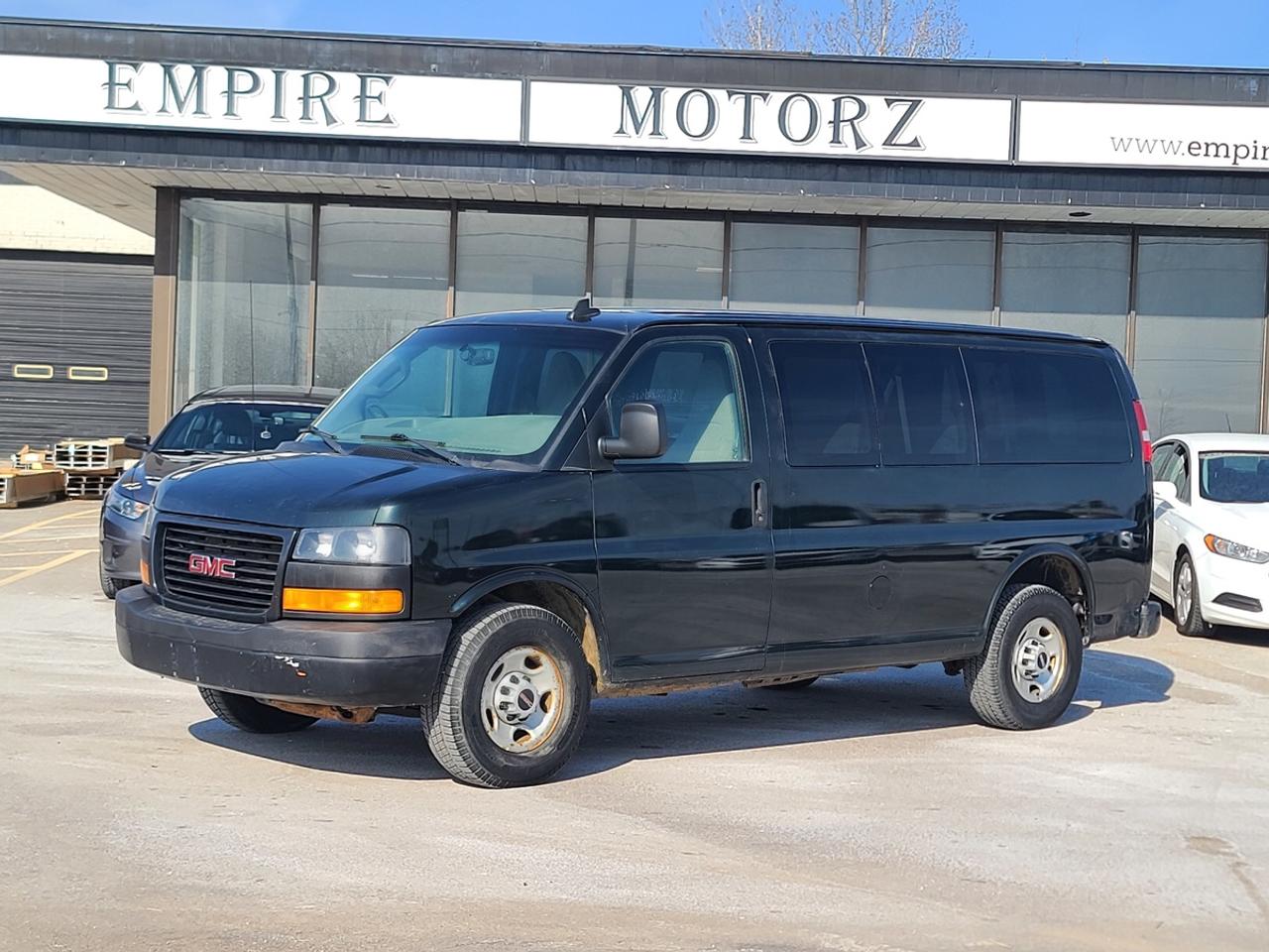2018 GMC Savana LS 3500 Photo