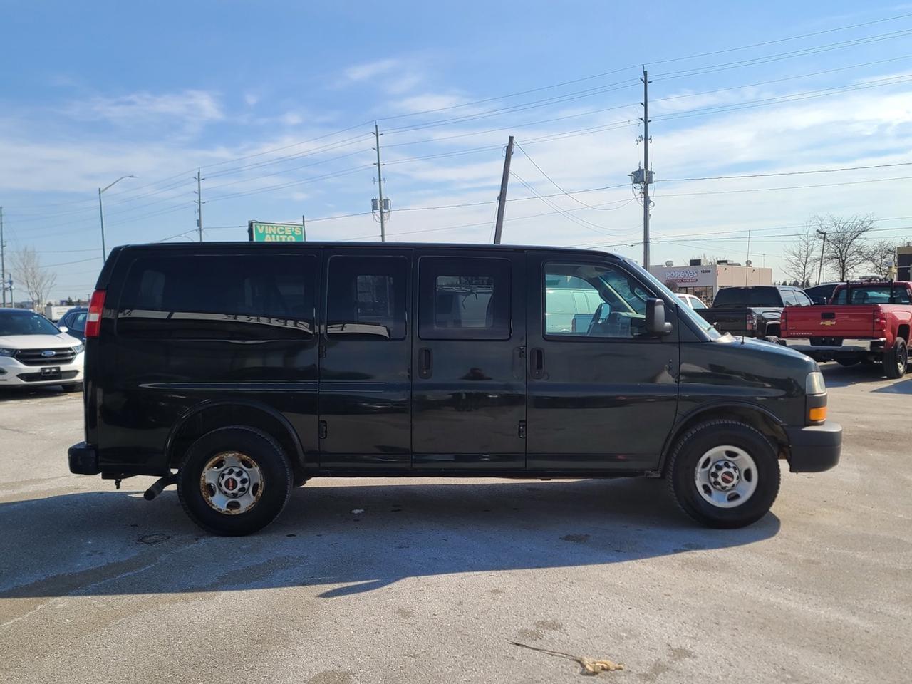 2018 GMC Savana LS 3500 Photo