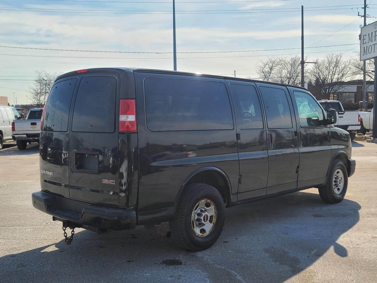 2018 GMC Savana LS 3500 Photo