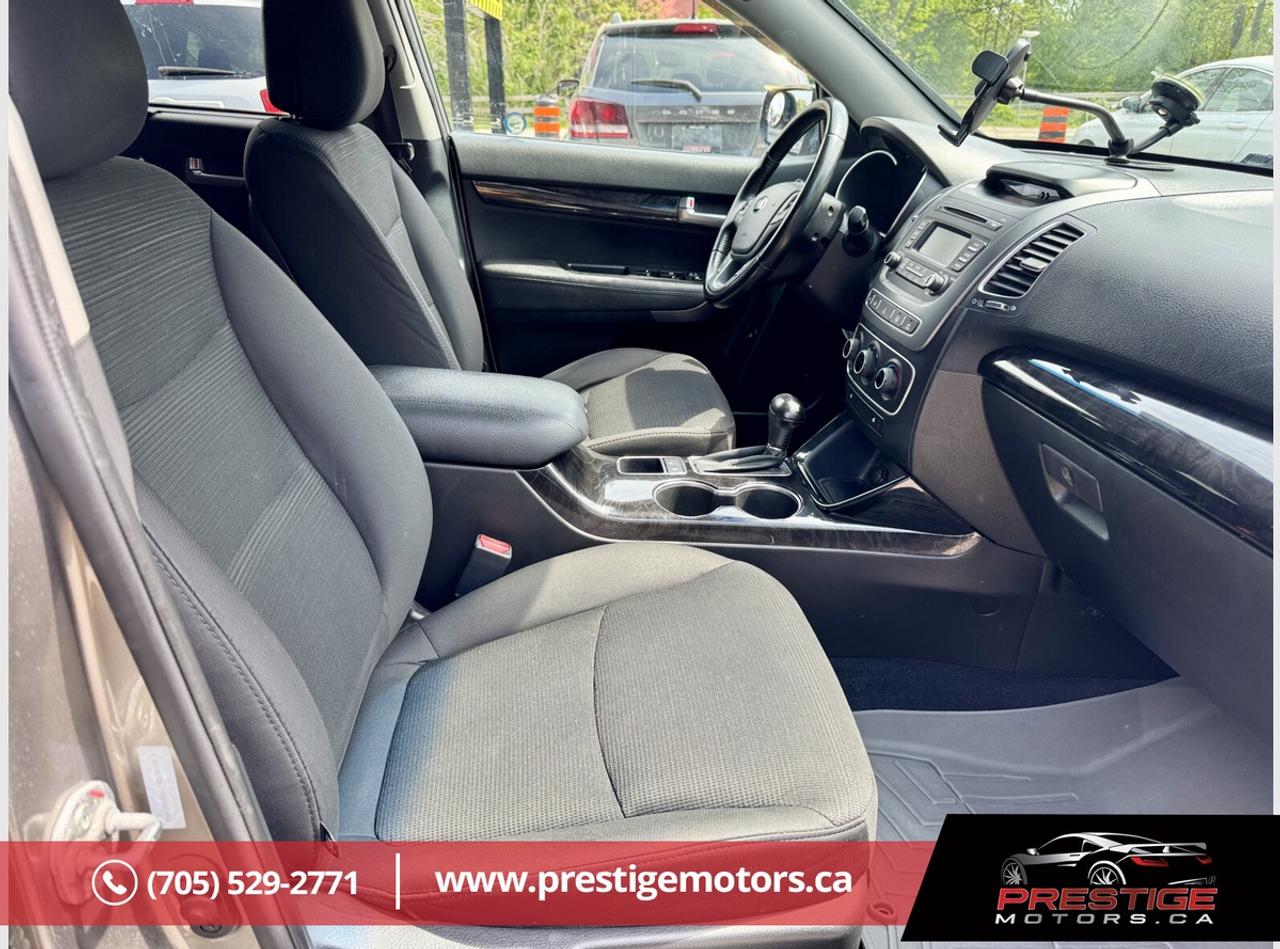 2014 Kia Sorento LX Photo