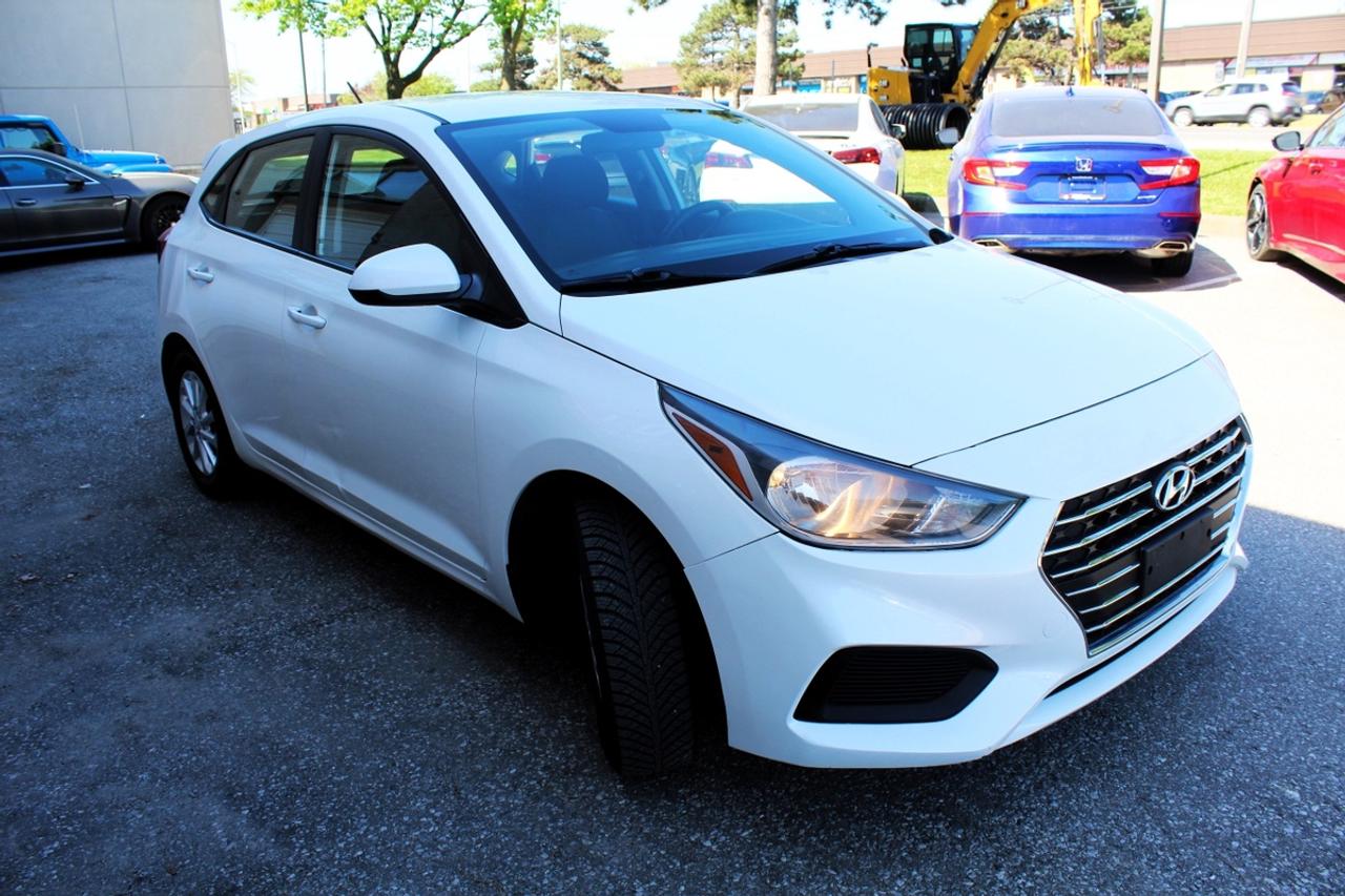 2019 Hyundai Accent SE Photo