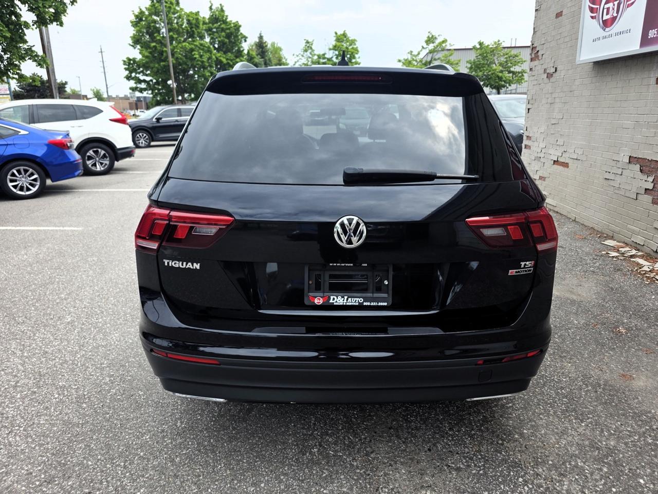 2018 Volkswagen Tiguan S Photo