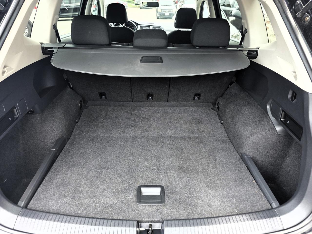 2018 Volkswagen Tiguan S Photo