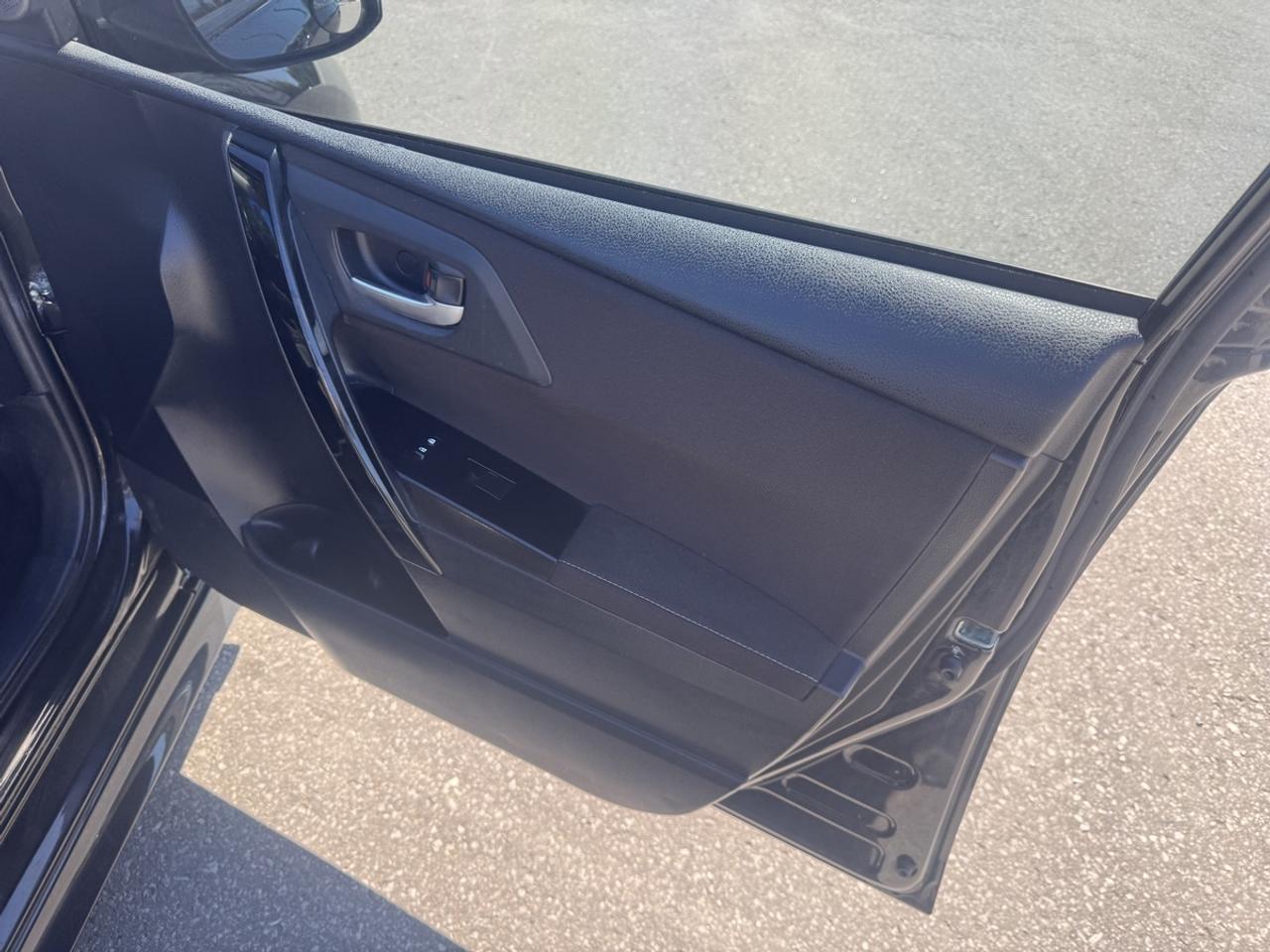2017 Toyota Corolla iM  Photo