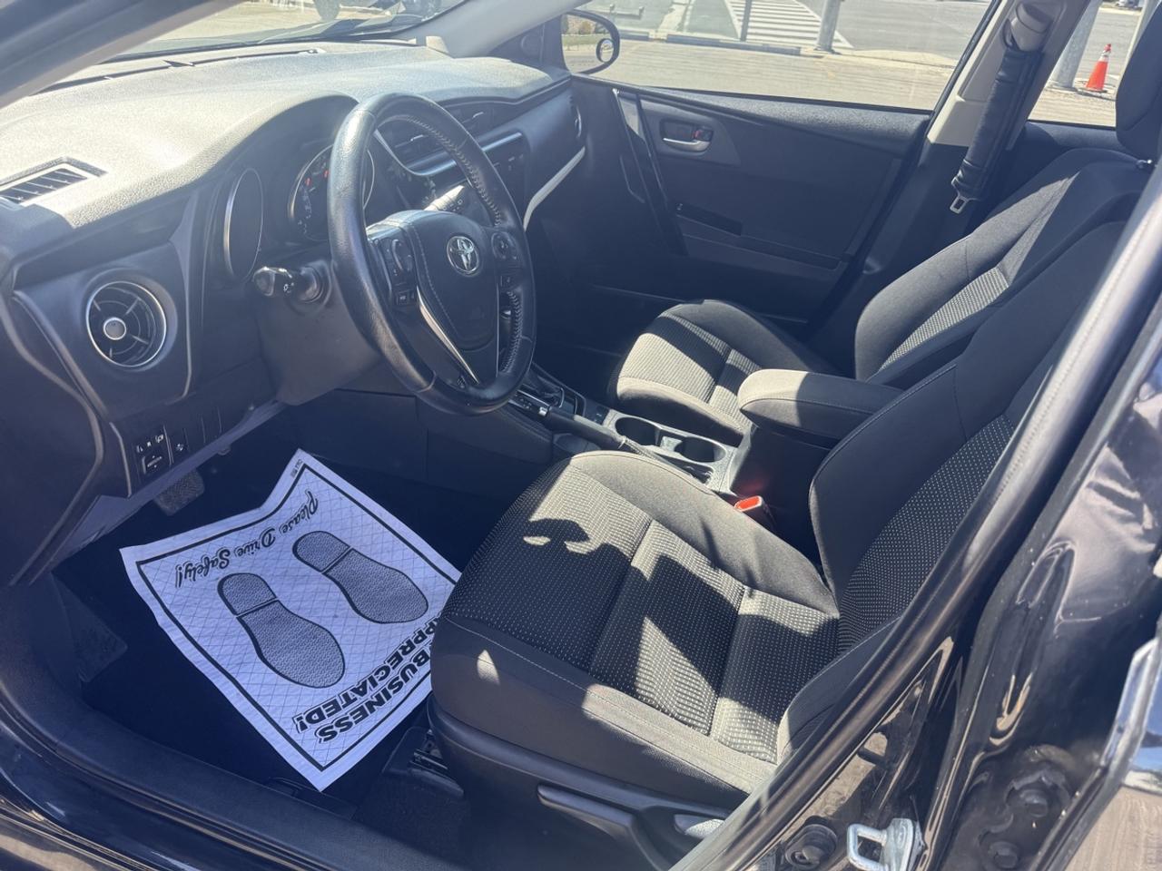 2017 Toyota Corolla iM  Photo