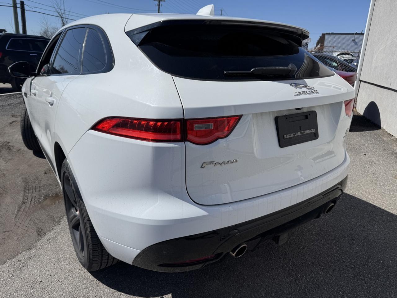 2018 Jaguar F-PACE S Photo