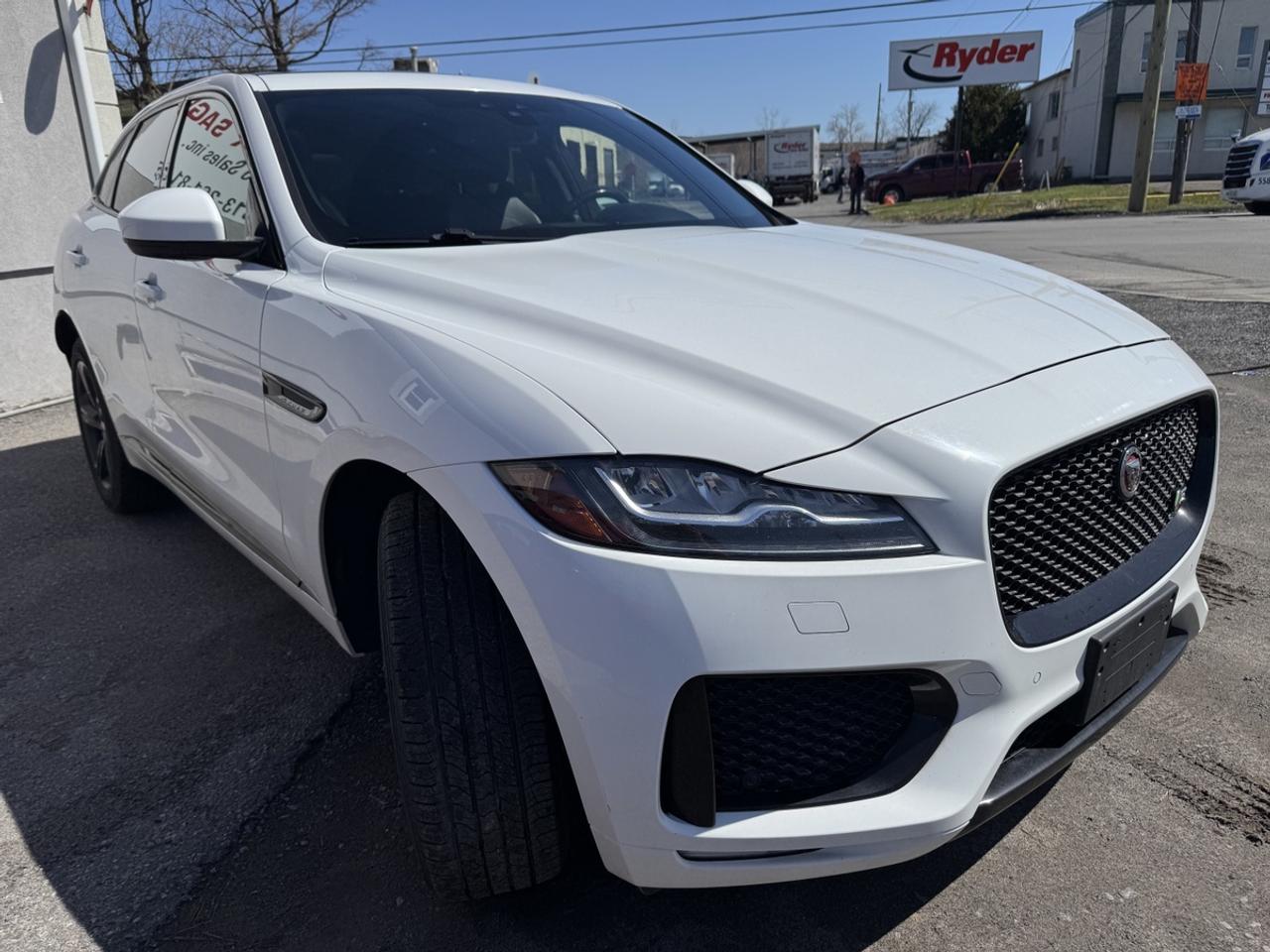 2018 Jaguar F-PACE S Photo