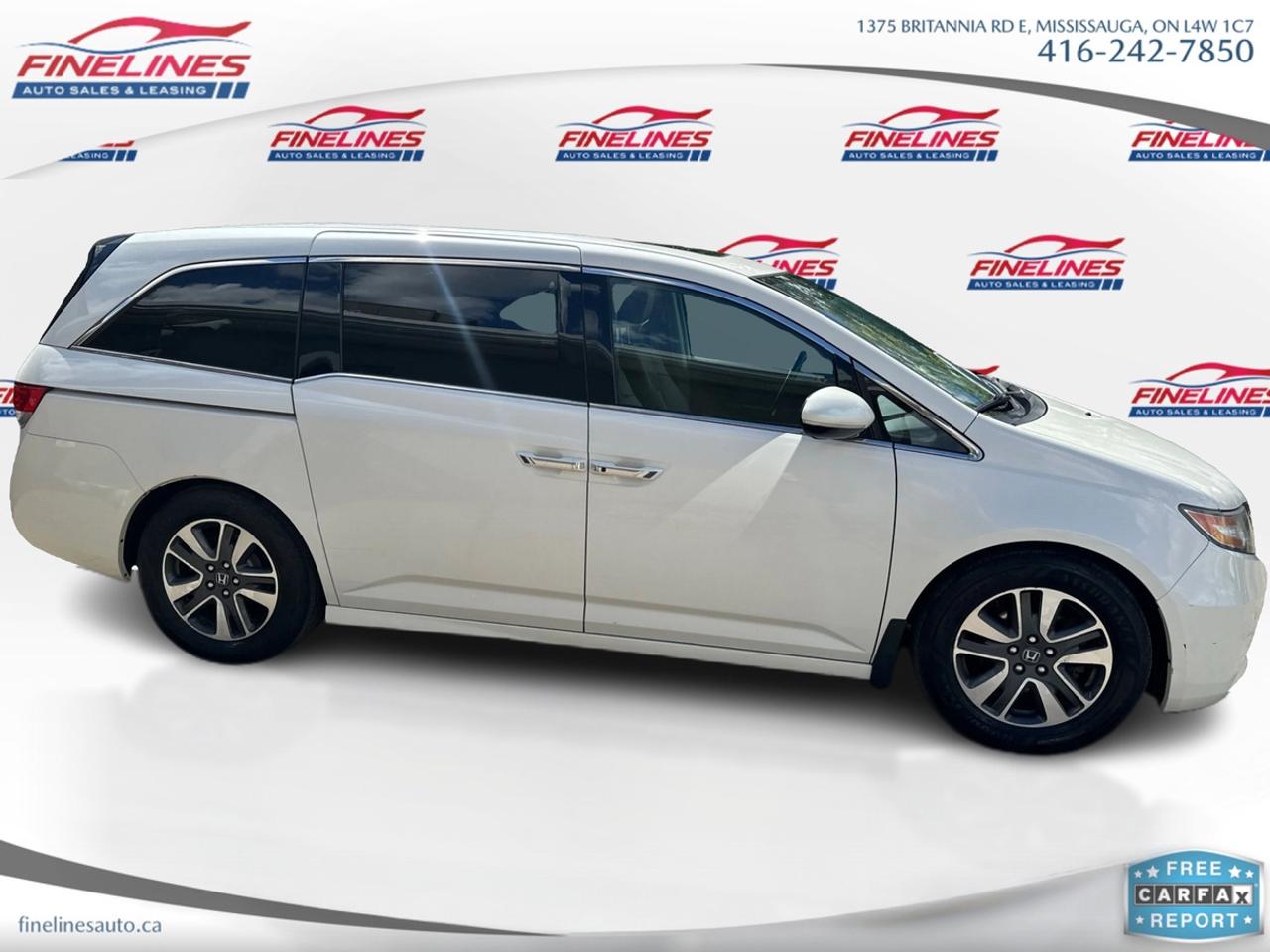 2015 Honda Odyssey Touring Photo