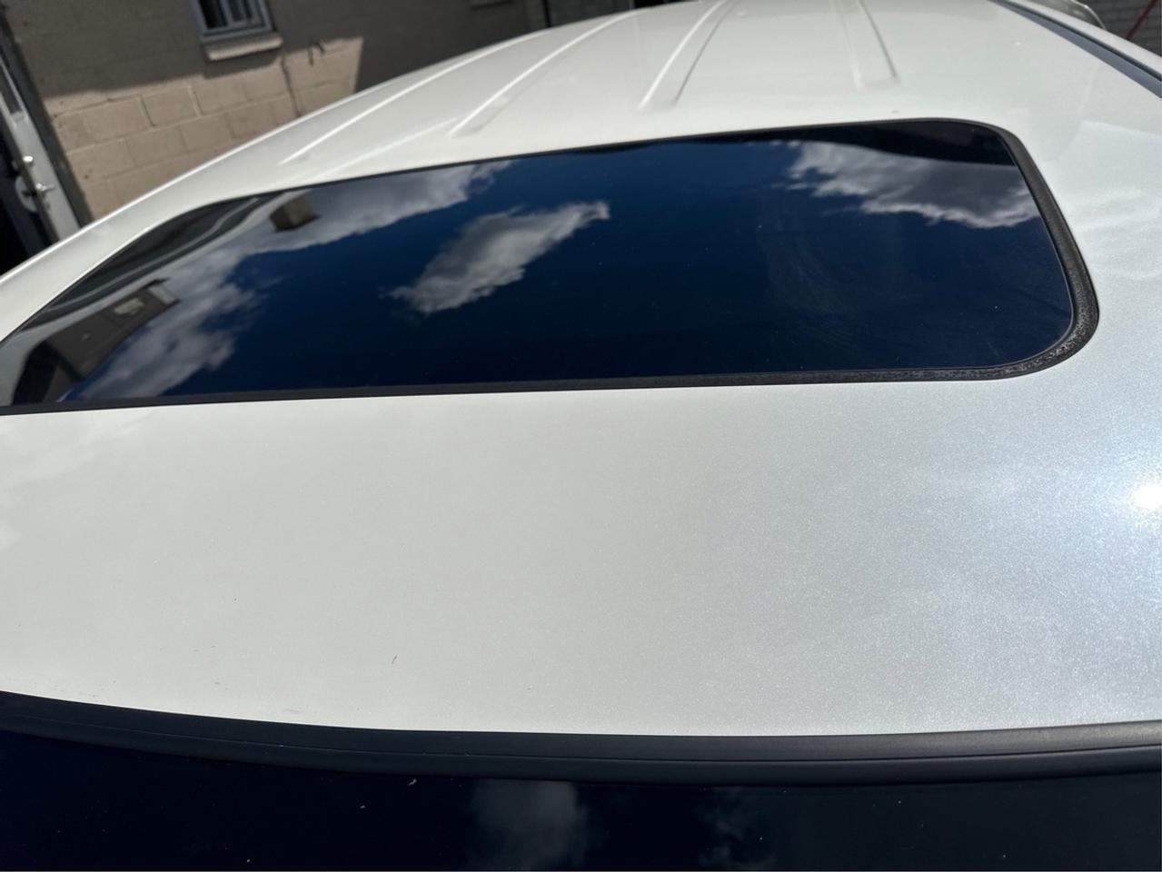 2015 Honda Odyssey Touring Photo