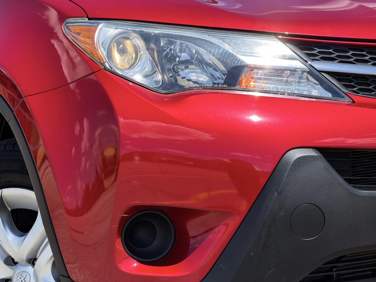 2013 Toyota RAV4 LE Photo