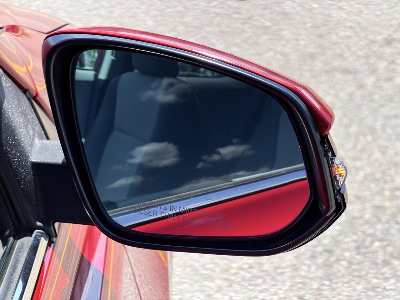 2013 Toyota RAV4 LE Photo