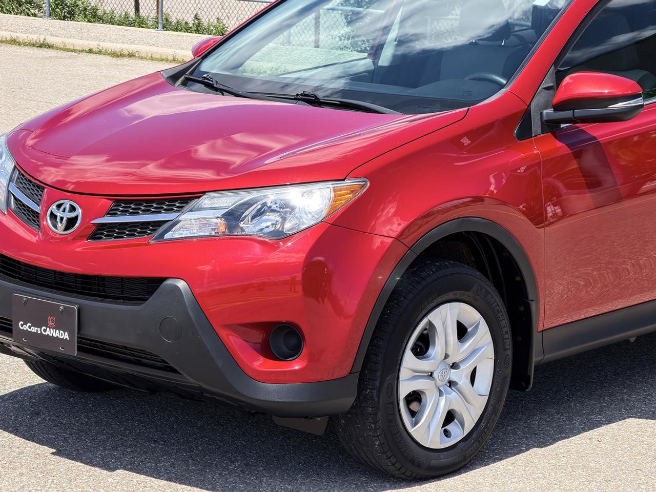 2013 Toyota RAV4 LE Photo
