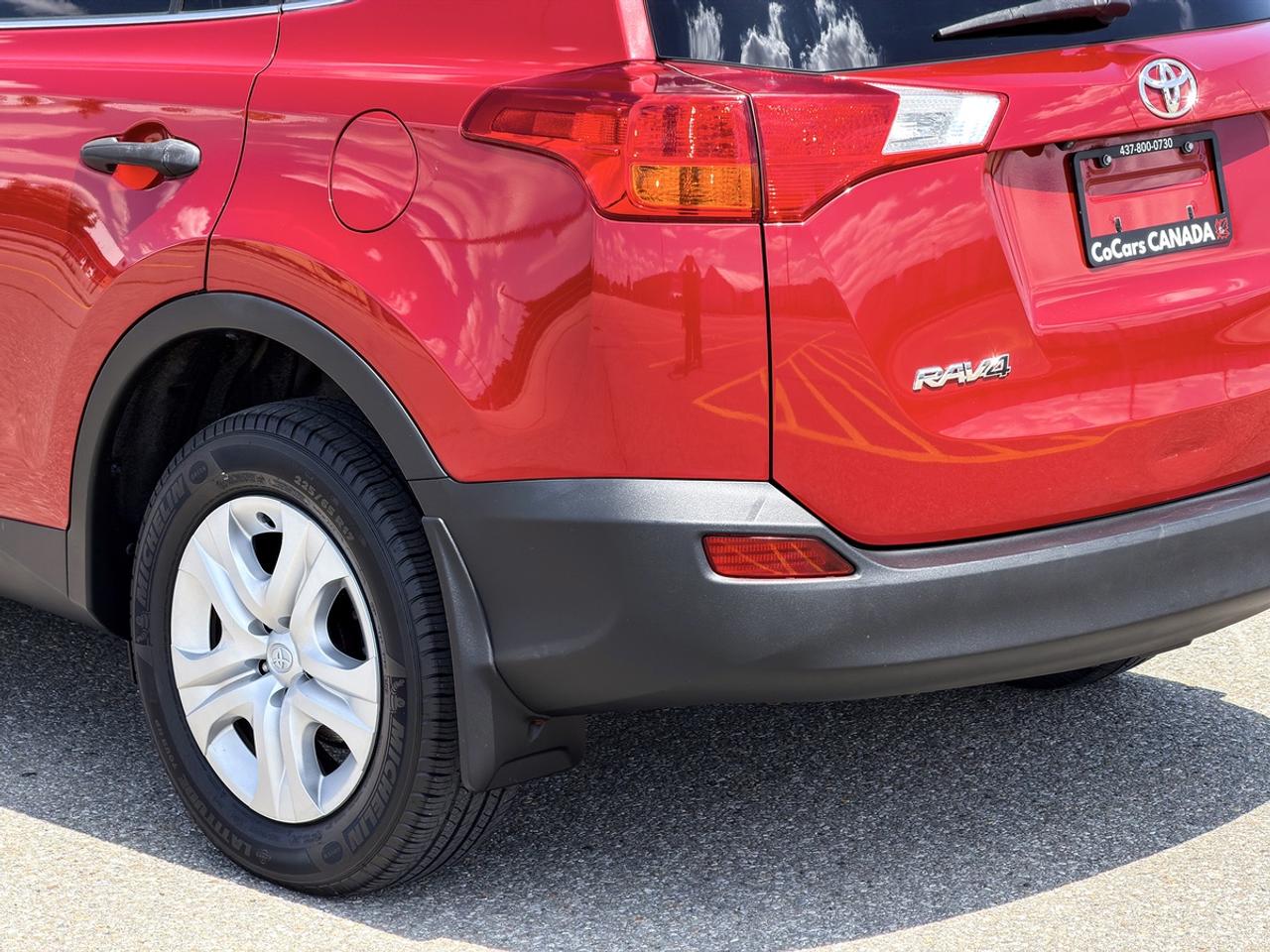 2013 Toyota RAV4 LE Photo