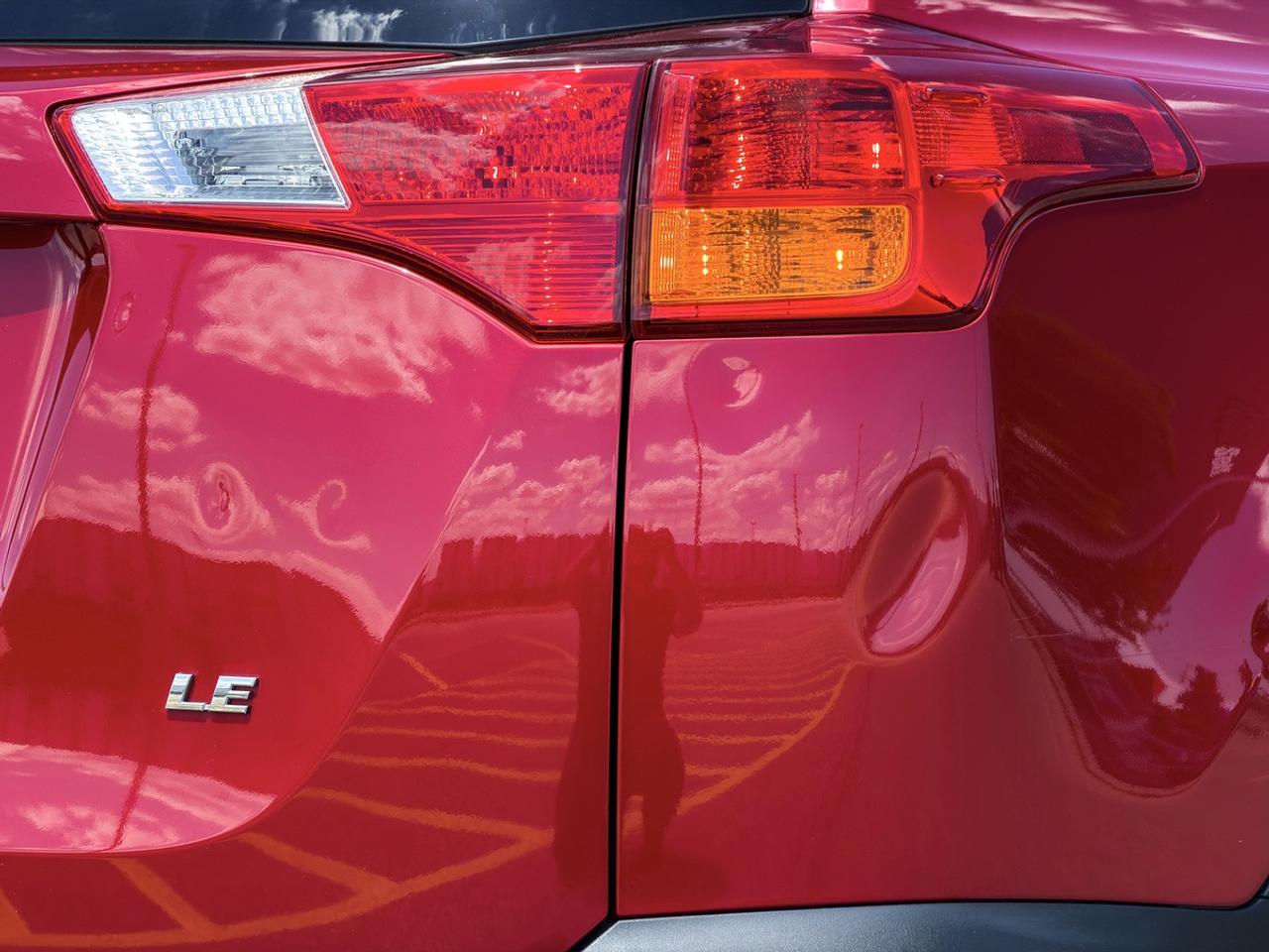 2013 Toyota RAV4 LE Photo