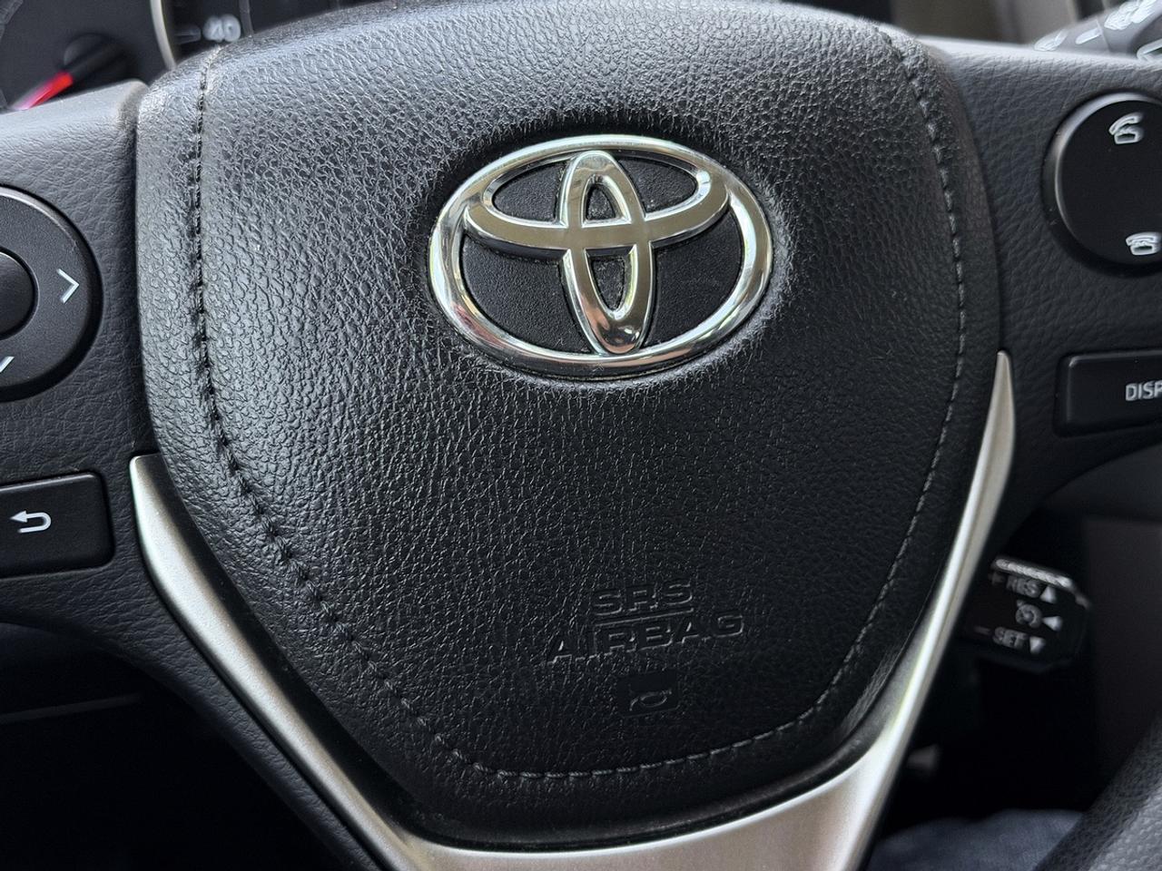2013 Toyota RAV4 LE Photo