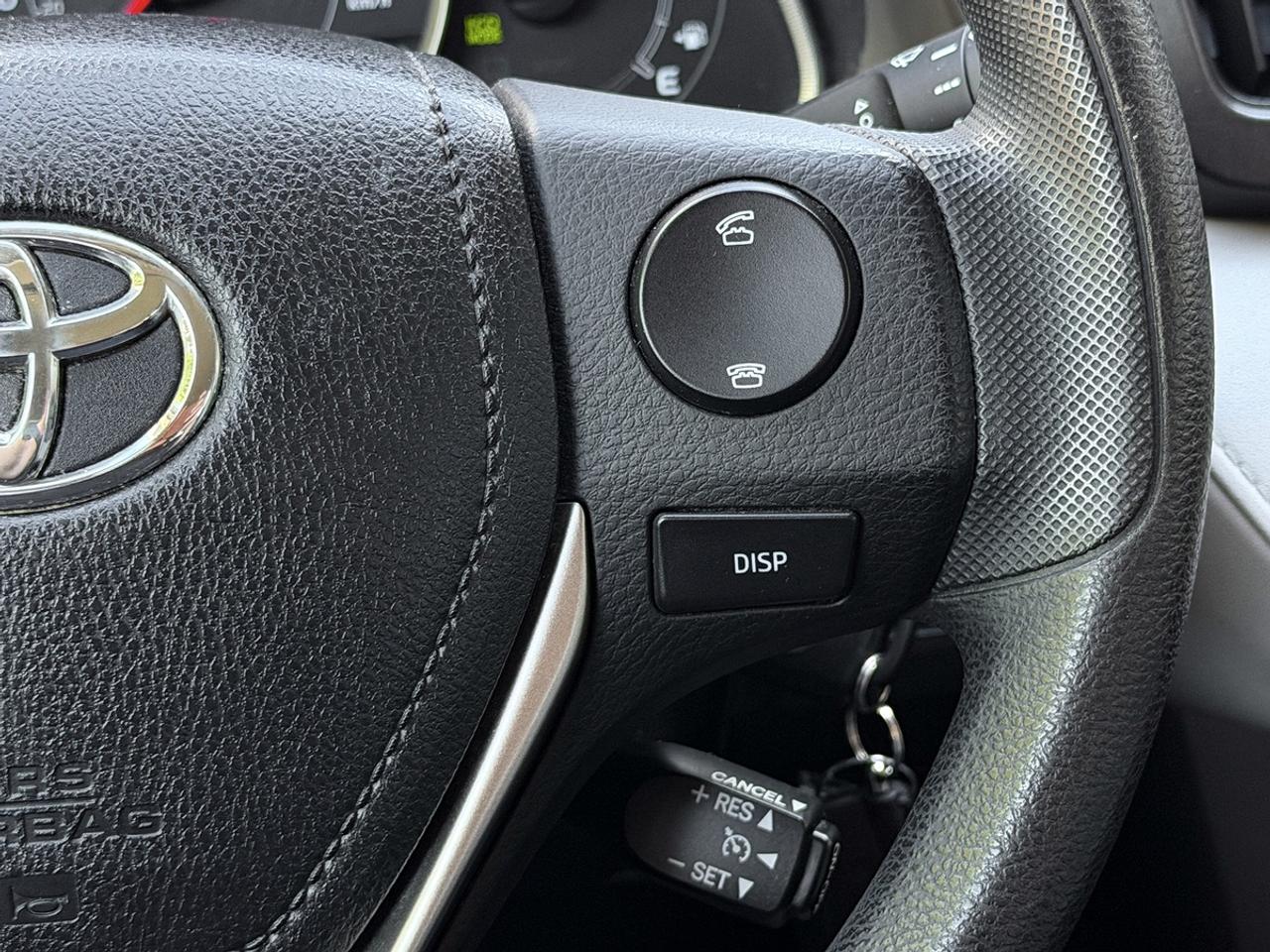 2013 Toyota RAV4 LE Photo