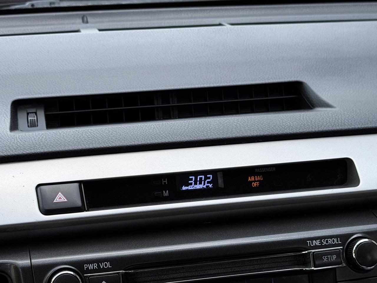 2013 Toyota RAV4 LE Photo