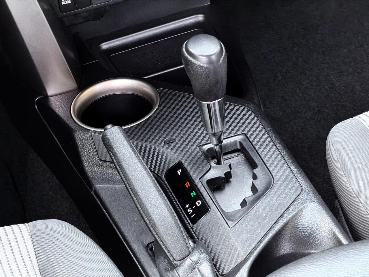 2013 Toyota RAV4 LE Photo
