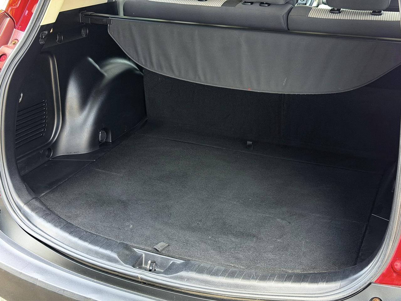 2013 Toyota RAV4 LE Photo