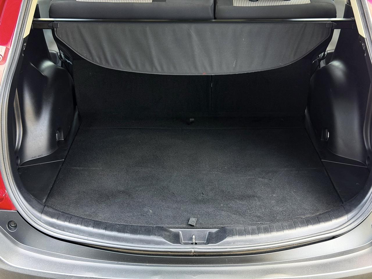 2013 Toyota RAV4 LE Photo
