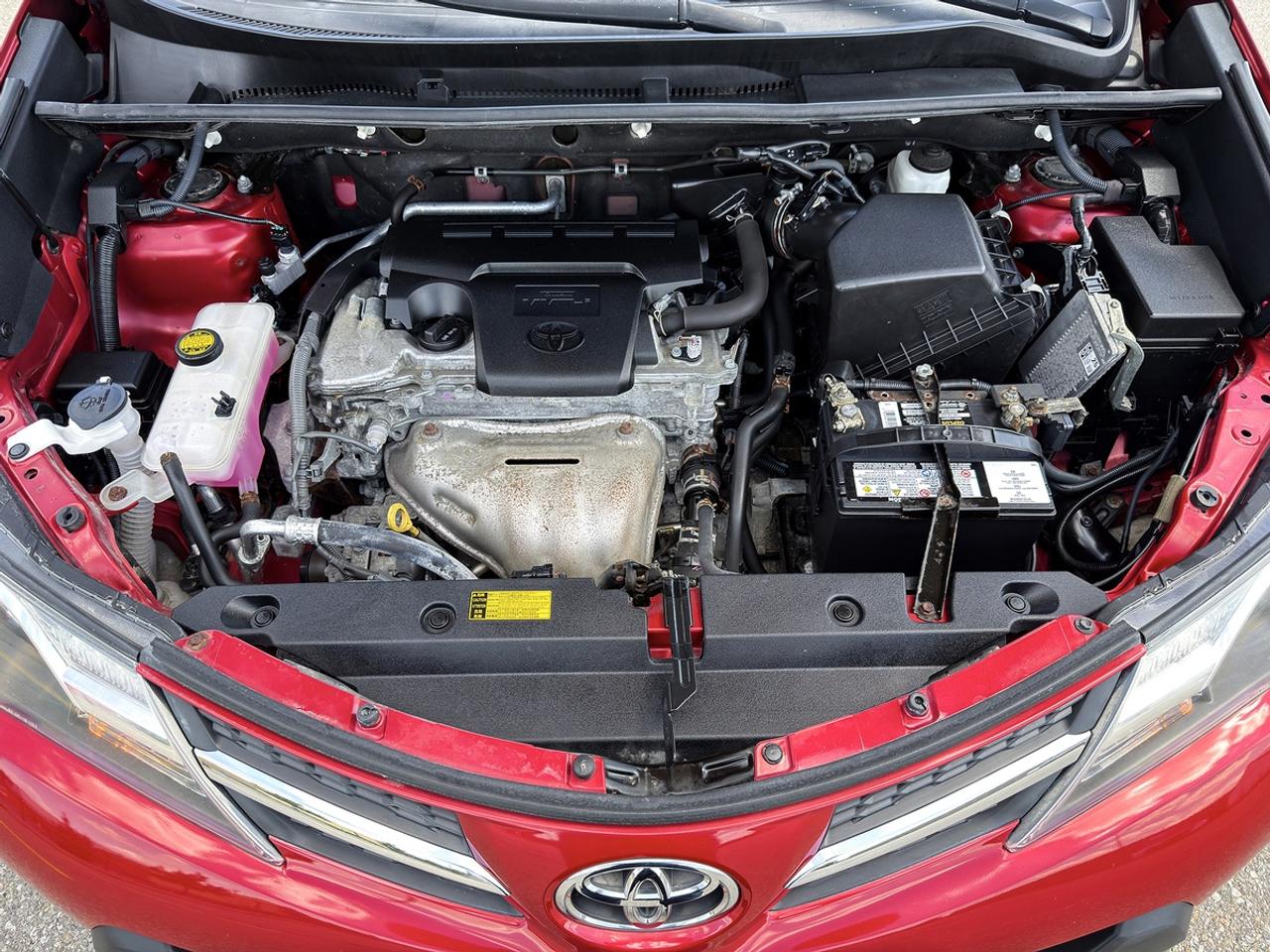 2013 Toyota RAV4 LE Photo