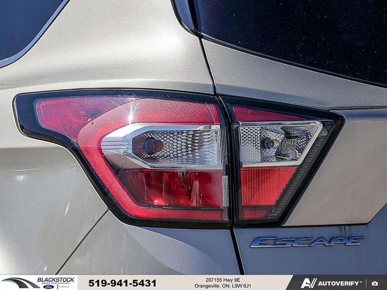 2018 Ford Escape SE   Heated Seats   Apple Car Play   8-way Power S Photo