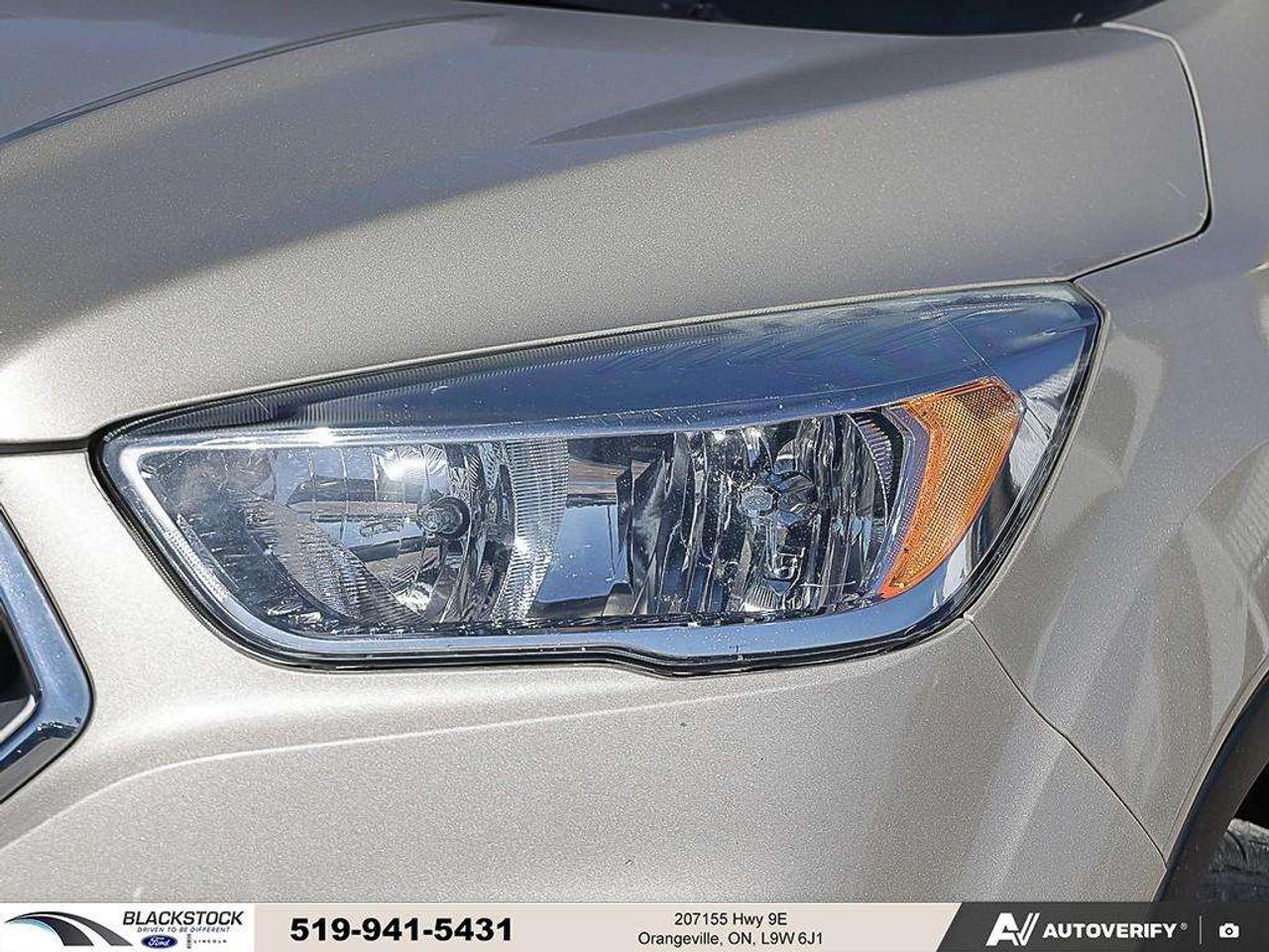 2018 Ford Escape SE   Heated Seats   Apple Car Play   8-way Power Seat   1.5L Turbocharged Engine   Automatic Photo