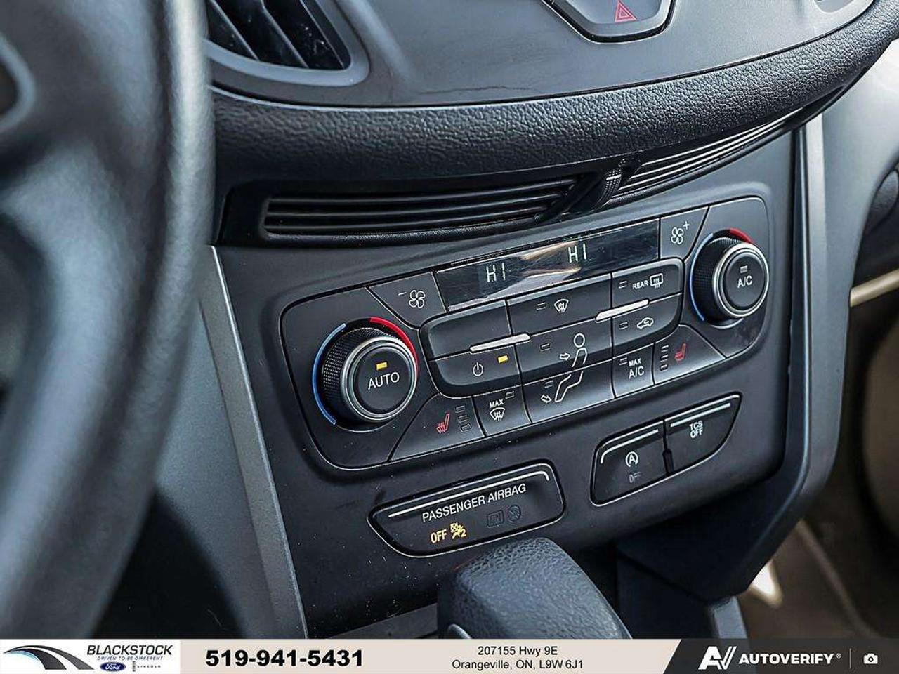 2018 Ford Escape SE   Heated Seats   Apple Car Play   8-way Power Seat   1.5L Turbocharged Engine   Automatic Photo