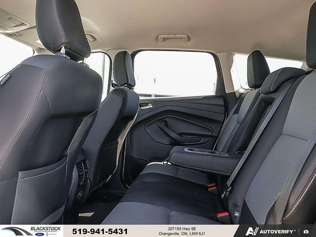 2018 Ford Escape SE   Heated Seats   Apple Car Play   8-way Power Seat   1.5L Turbocharged Engine   Automatic Photo