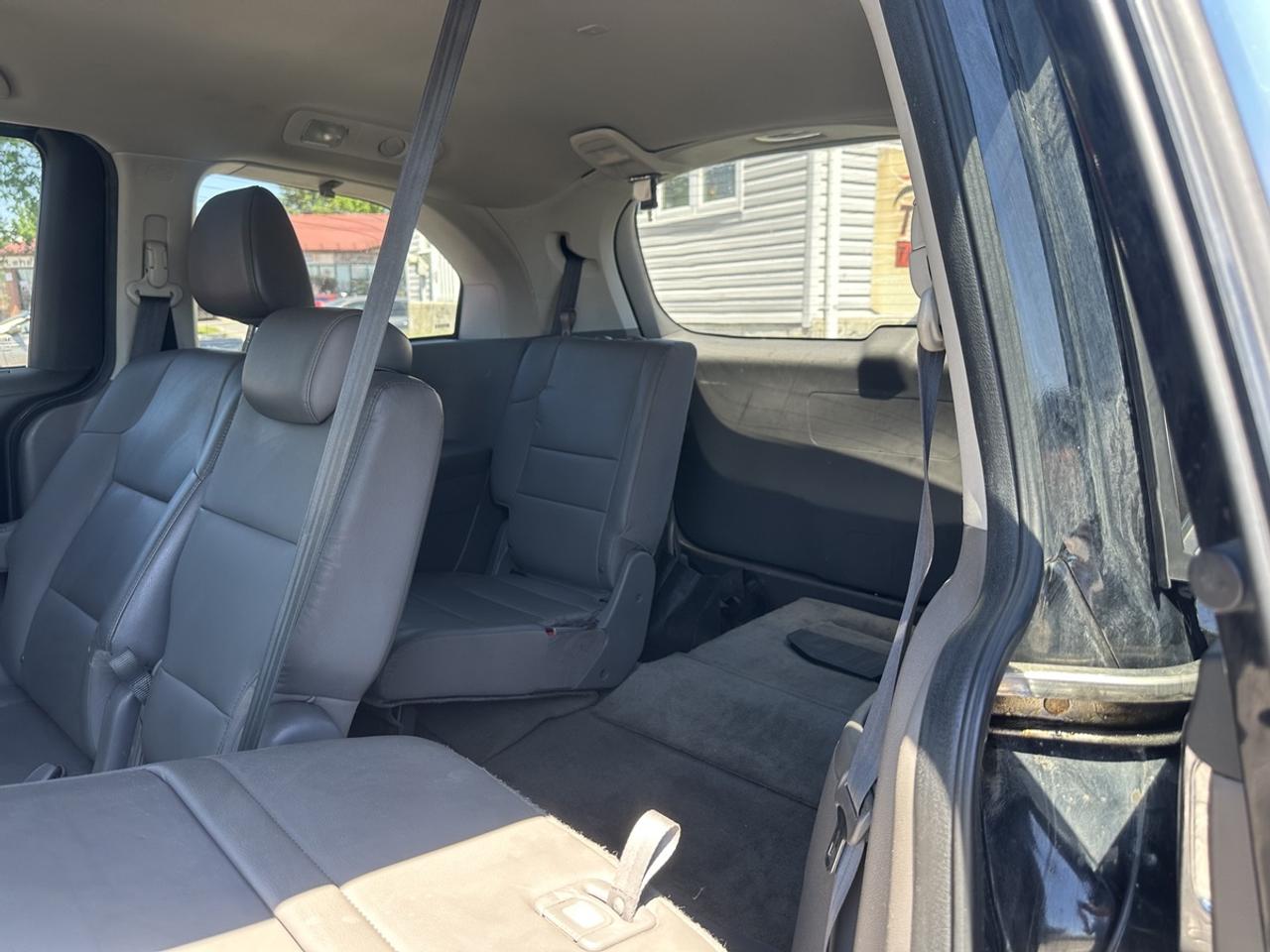 2015 Honda Odyssey EX L Photo