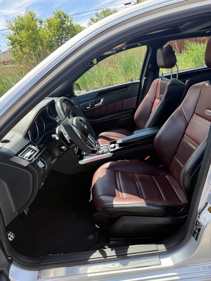 2014 Mercedes-Benz E-Class E63S AMG Photo