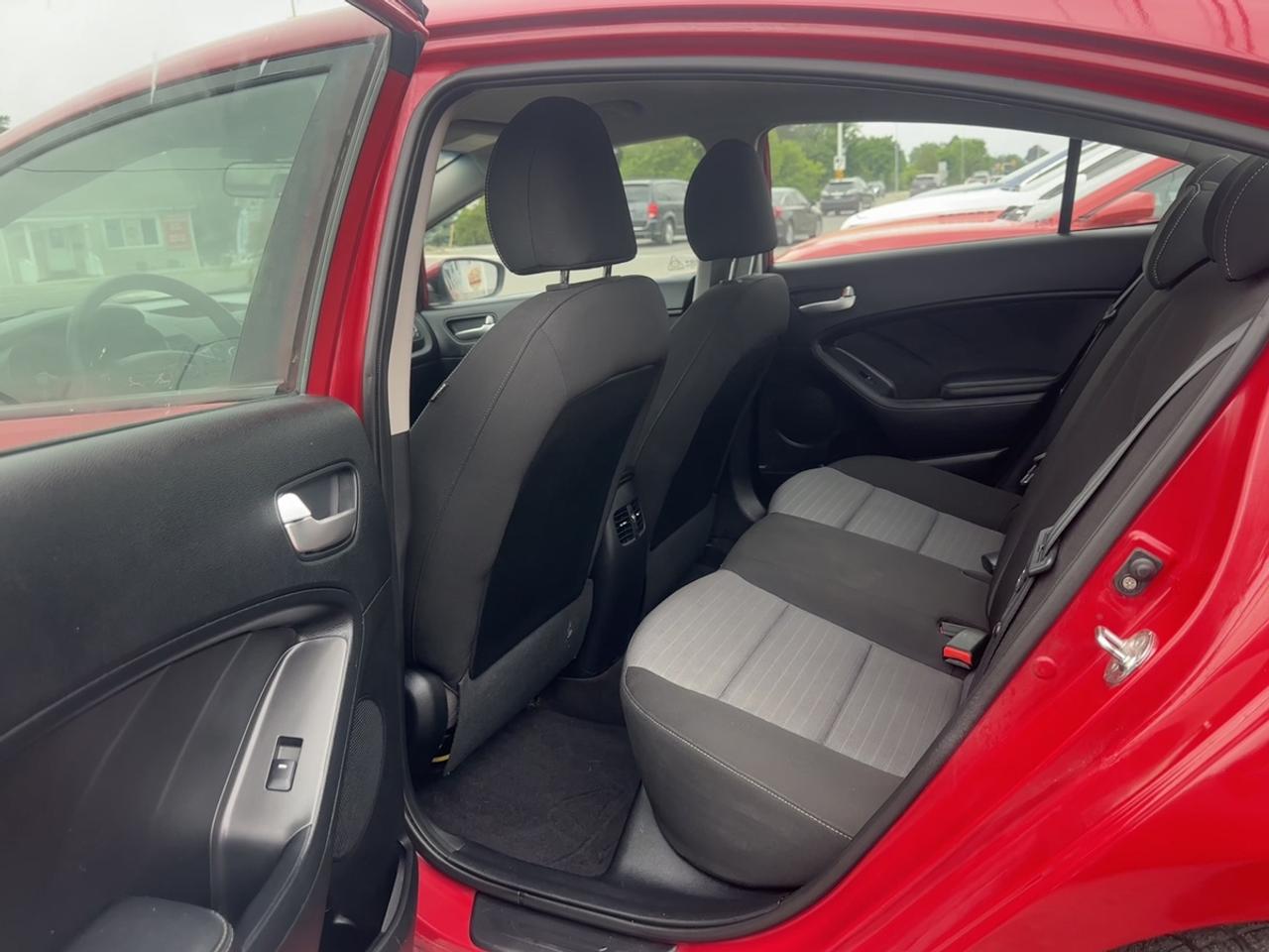 2015 Kia Forte EX Photo