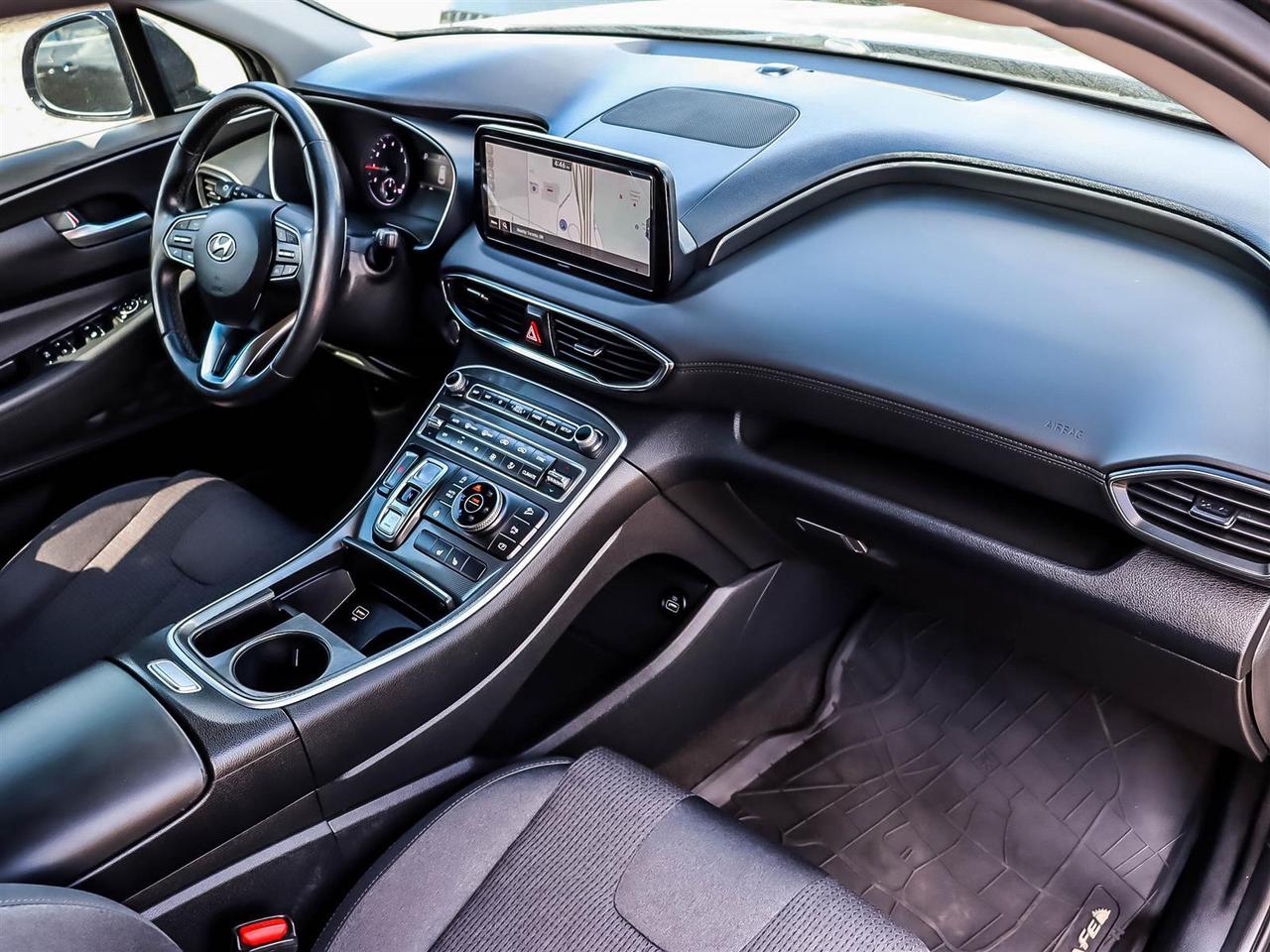 2023 Hyundai Santa Fe Preferred Photo