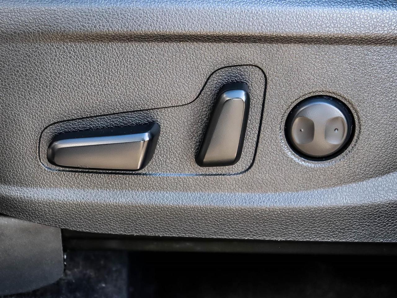 2023 Hyundai Santa Fe Preferred Photo