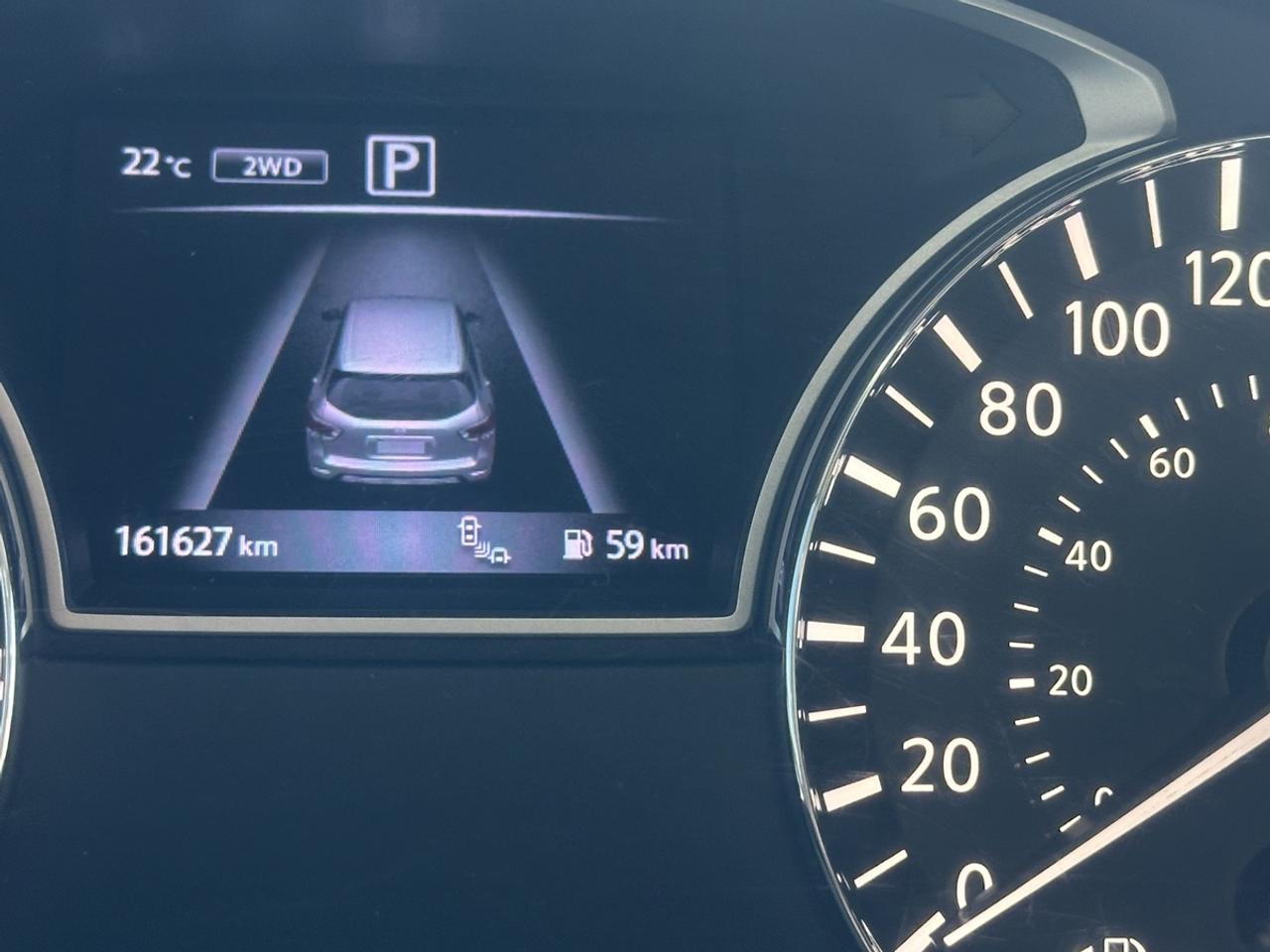2016 Nissan Pathfinder SL Photo